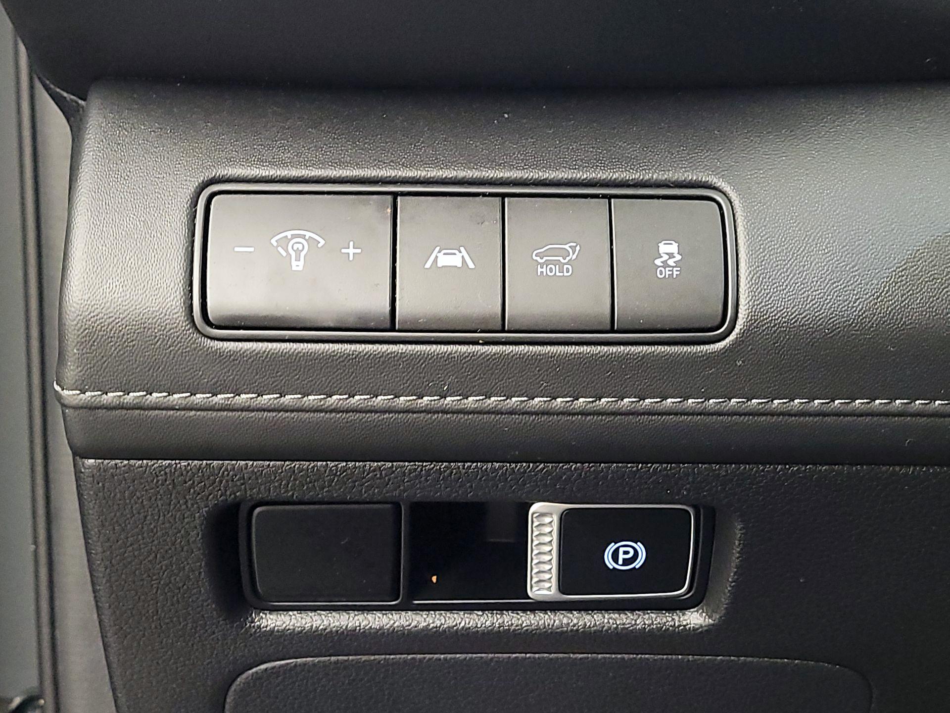 Thumbnail: 2023 Hyundai Santa Fe - 13