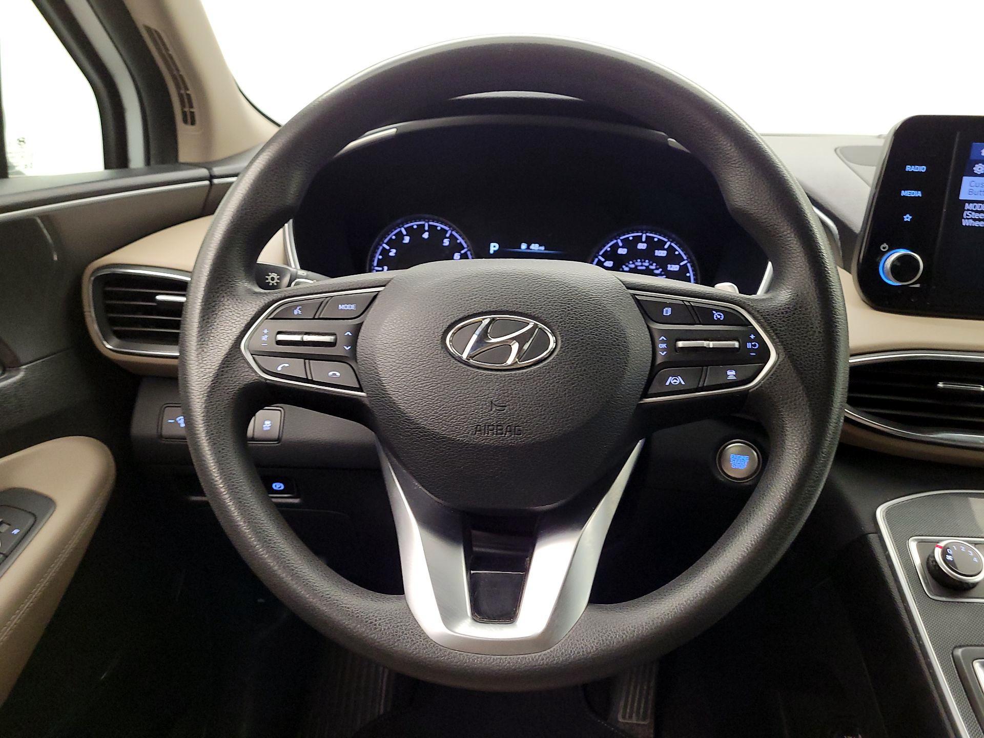 Thumbnail: 2022 Hyundai Santa Fe - 10