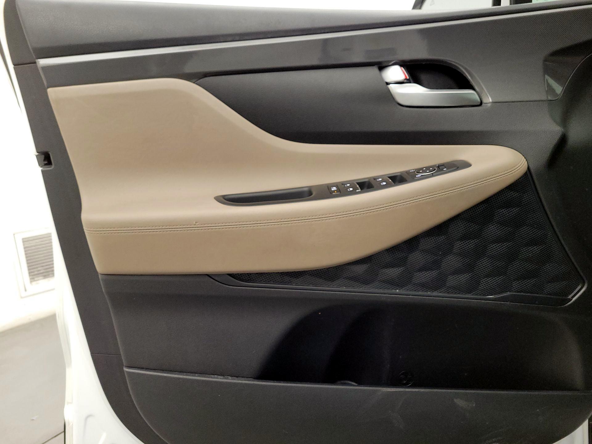 Thumbnail: 2022 Hyundai Santa Fe - 12