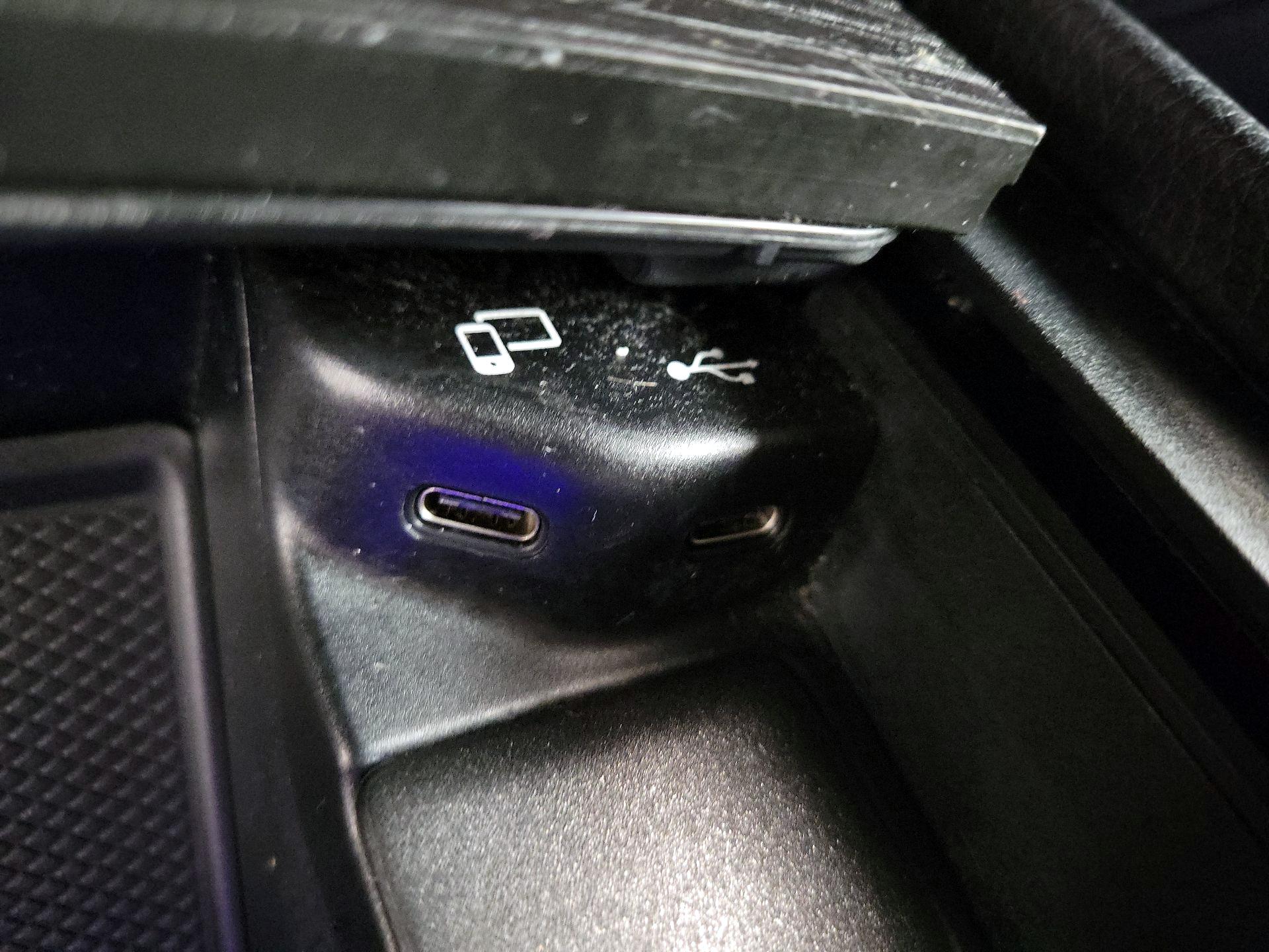 Thumbnail: 2022 Mercedes-Benz GLS - 19