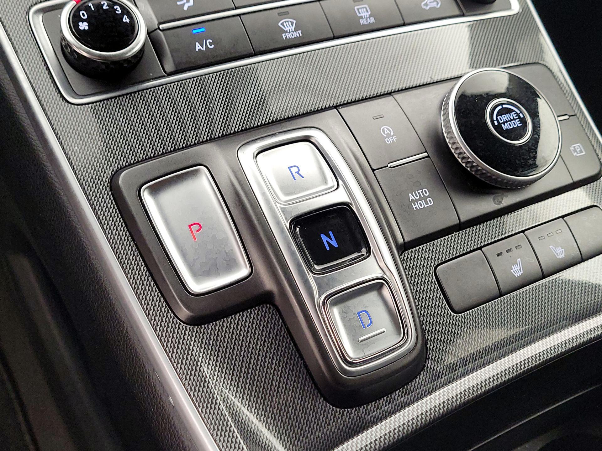 Thumbnail: 2022 Hyundai Santa Fe - 17