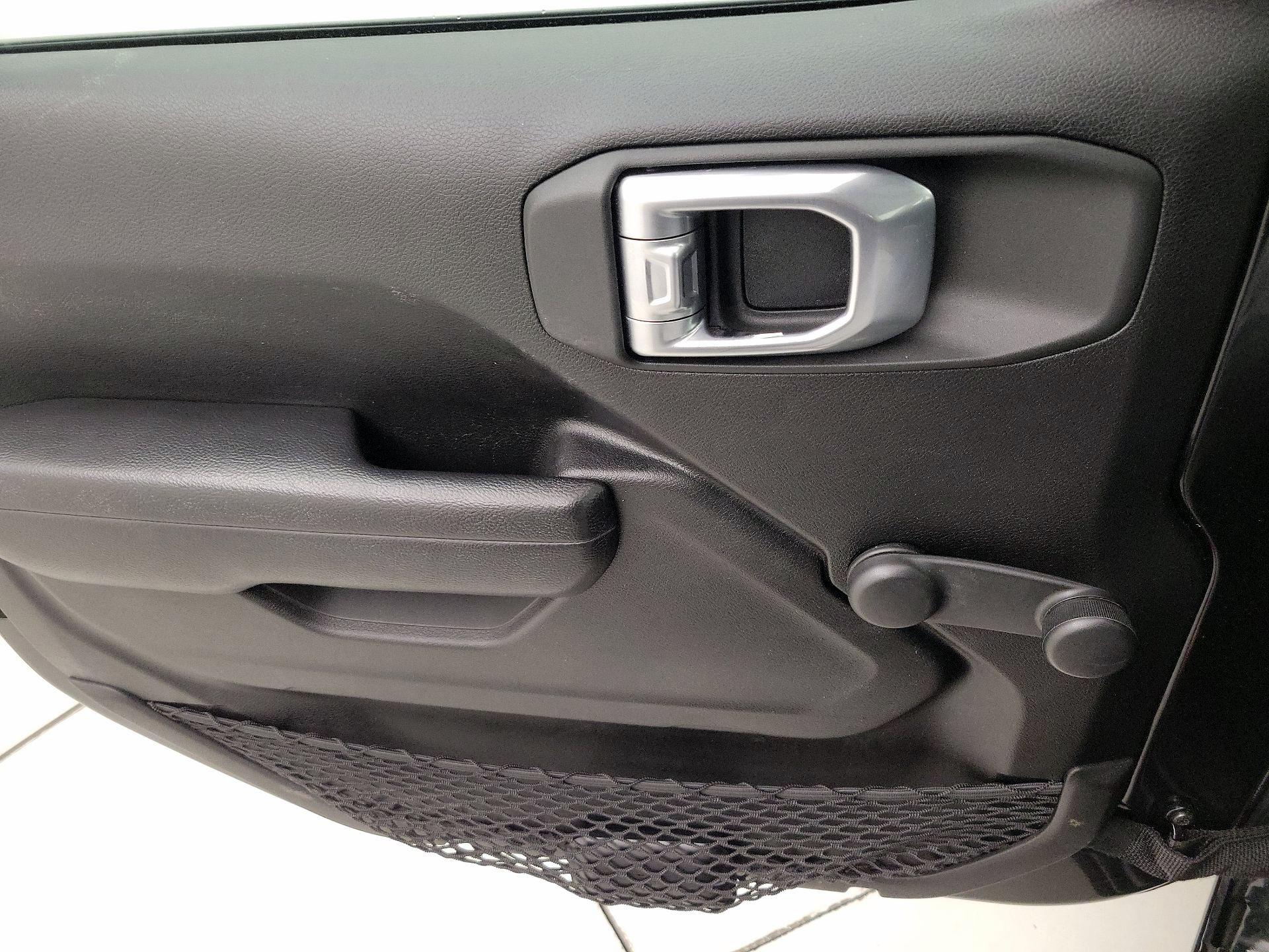 Thumbnail: 2023 Jeep Gladiator - 12