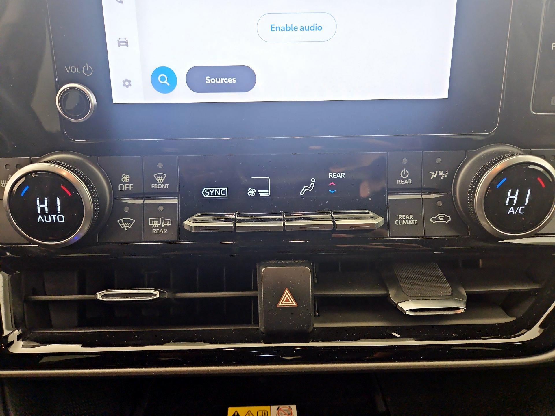 Thumbnail: 2023 Toyota Highlander - 16