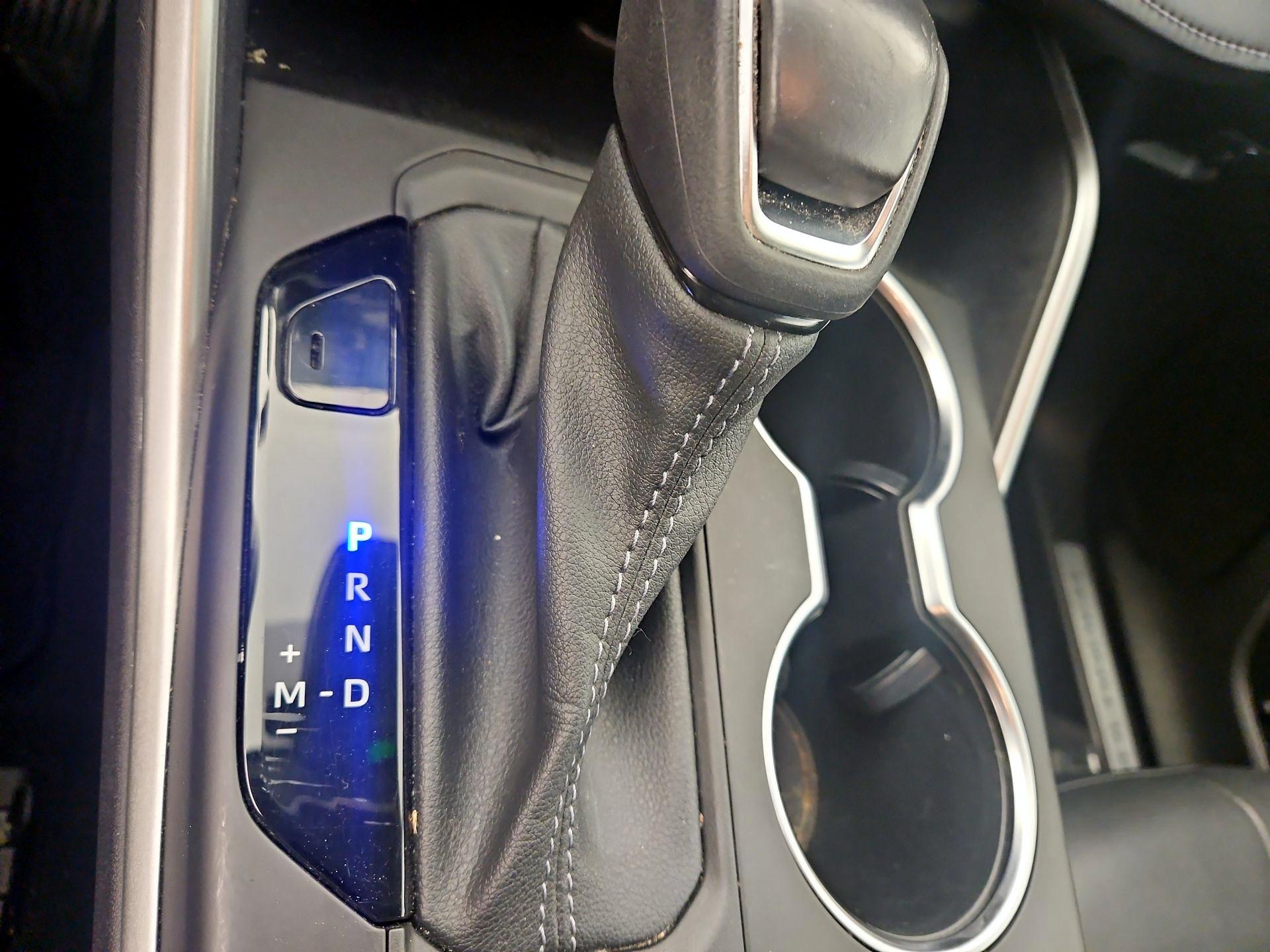 Thumbnail: 2023 Toyota Highlander - 17