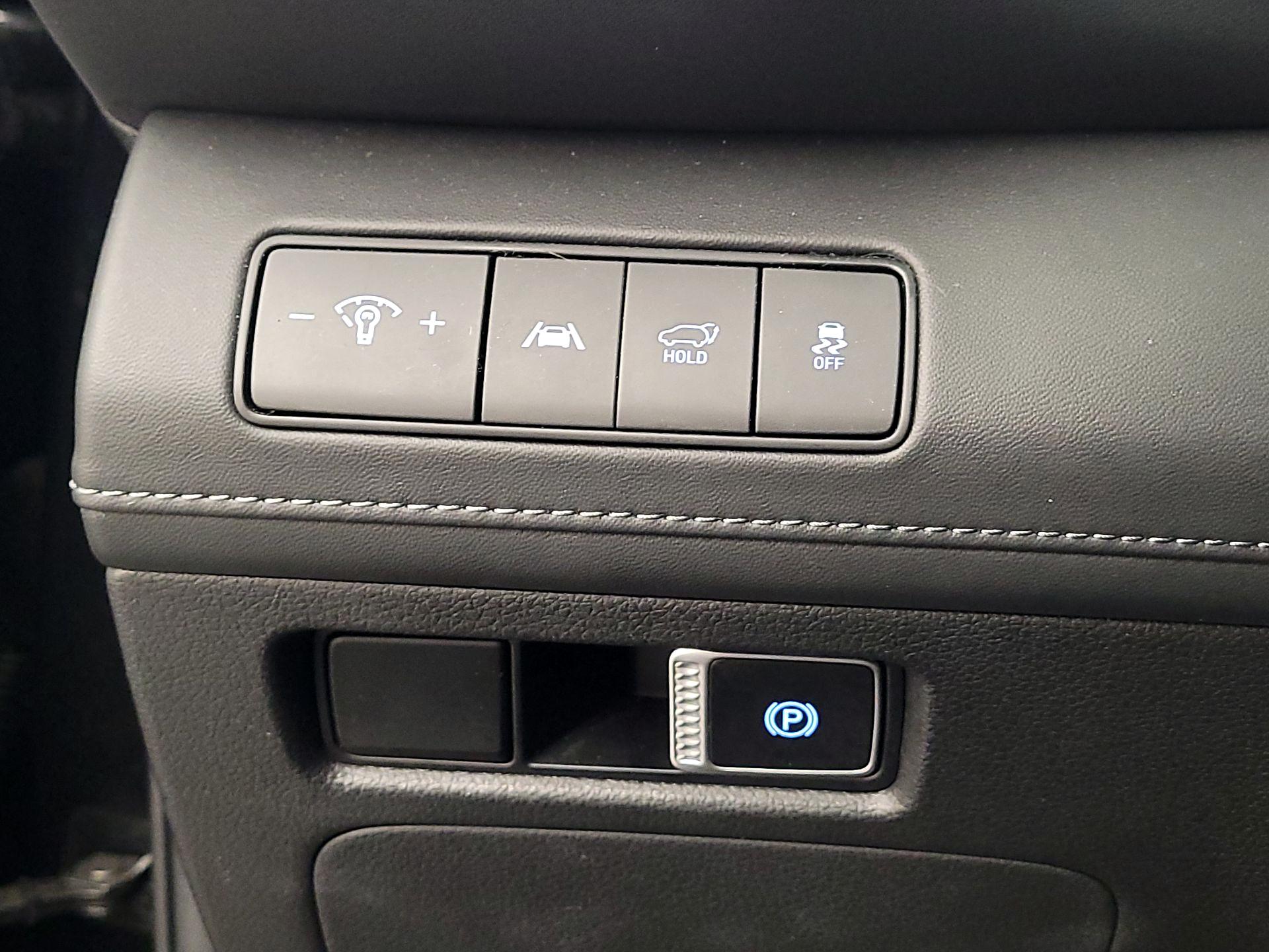 Thumbnail: 2023 Hyundai Santa Fe - 13