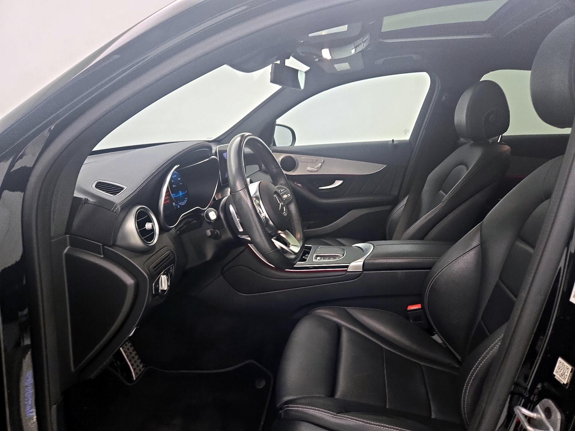 Thumbnail: 2022 Mercedes-Benz GLC - 11