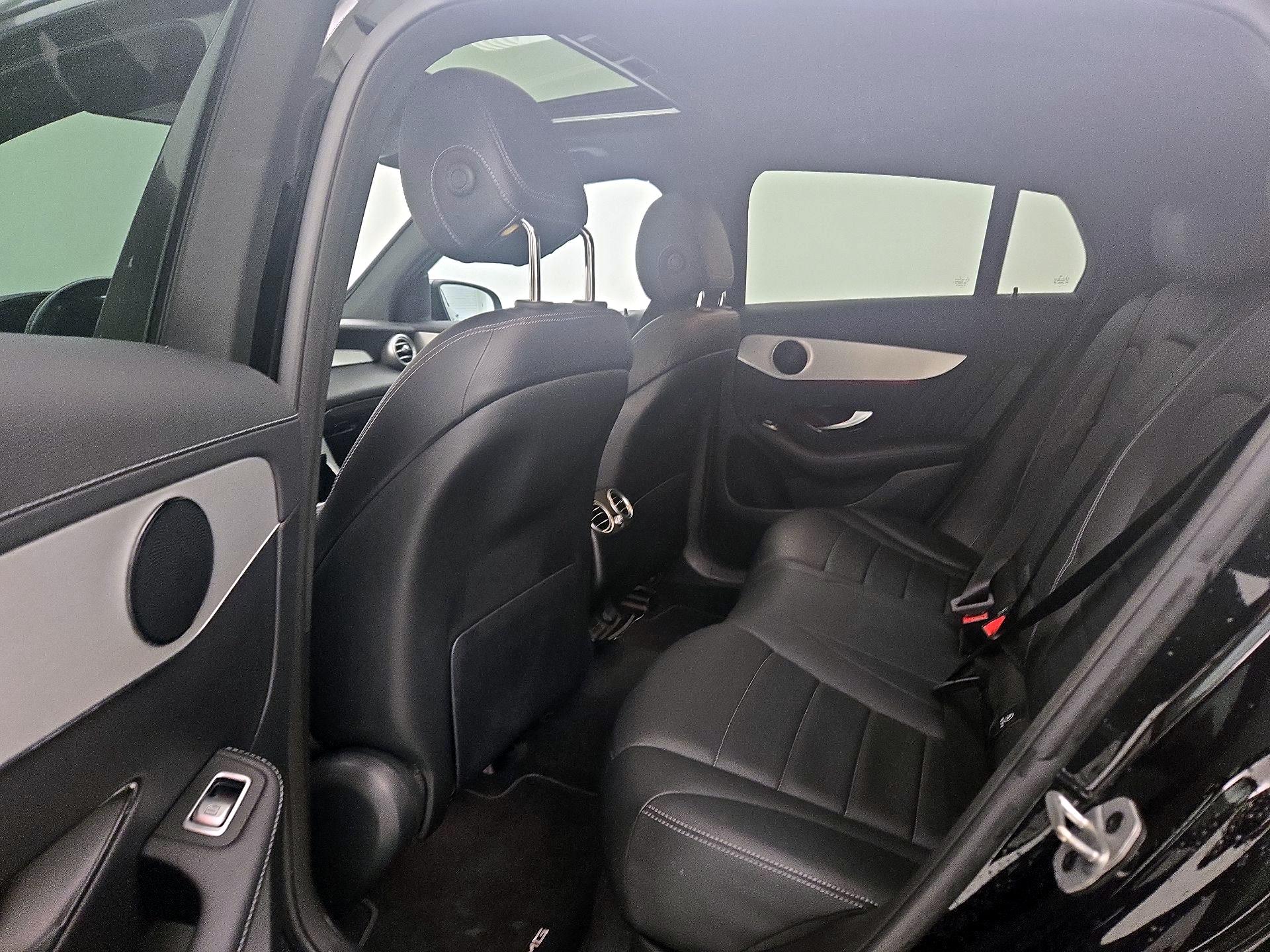 Thumbnail: 2022 Mercedes-Benz GLC - 20