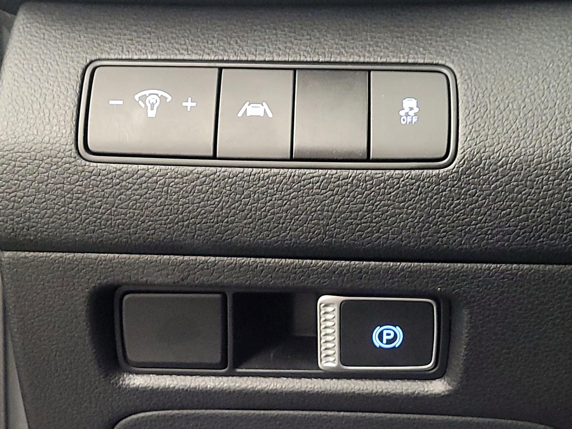 Thumbnail: 2023 Hyundai Santa Fe - 13