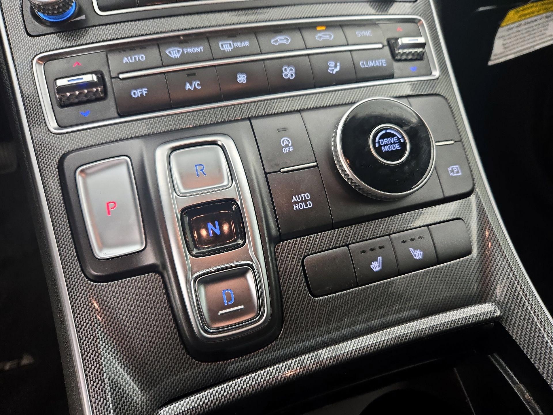 Thumbnail: 2023 Hyundai Santa Fe - 18