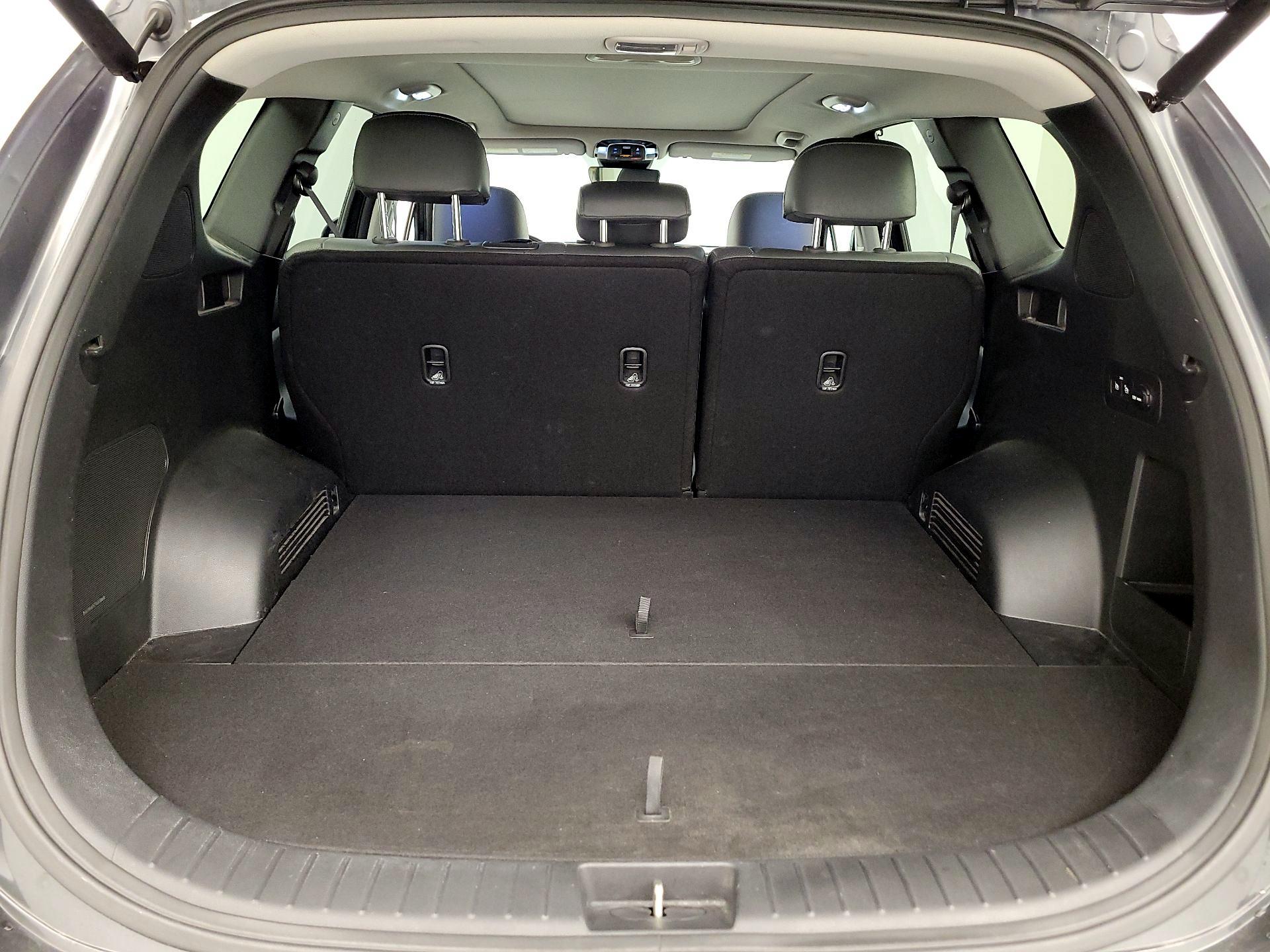 Thumbnail: 2023 Hyundai Santa Fe - 16