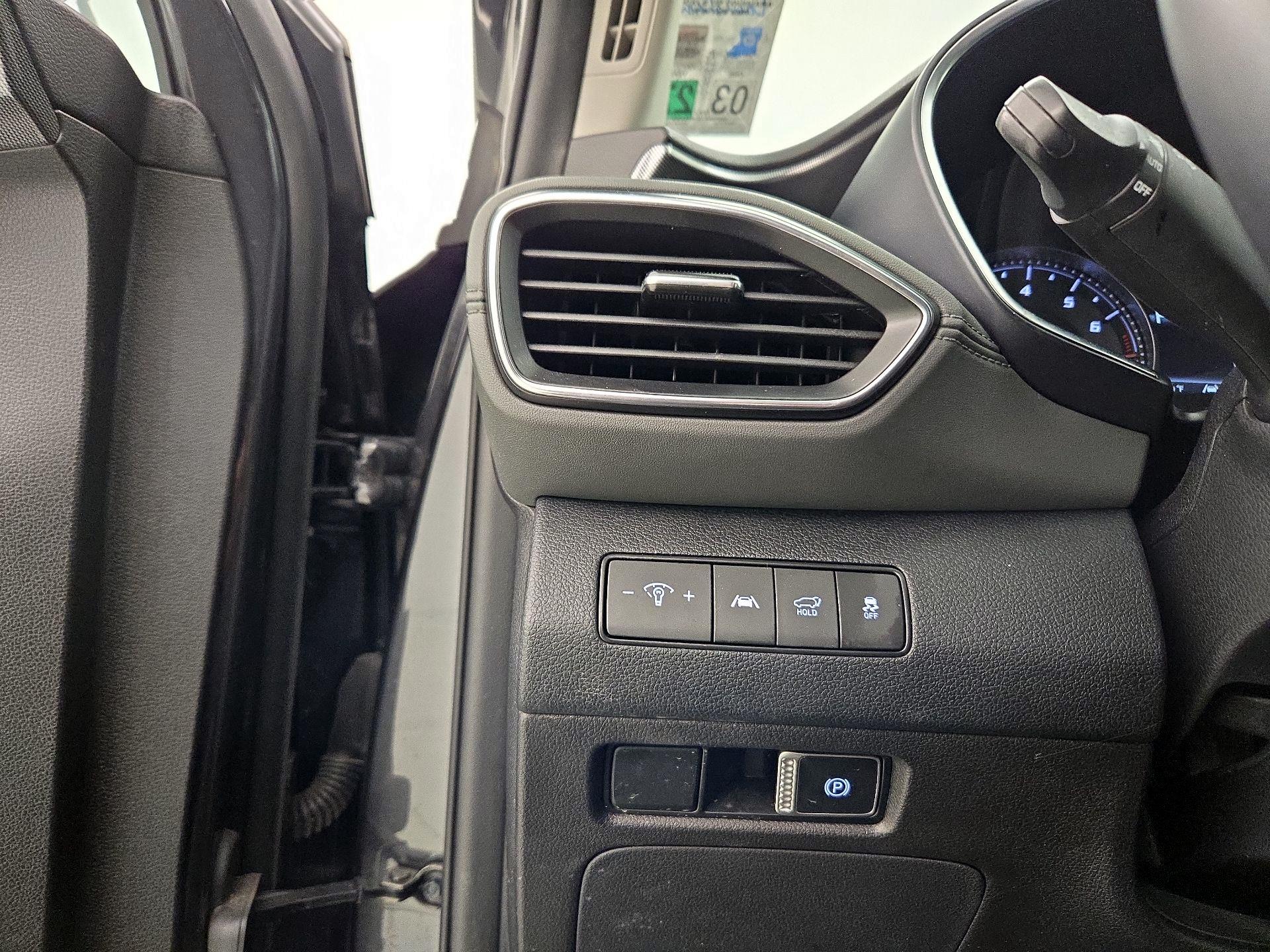 Thumbnail: 2023 Hyundai Santa Fe - 13