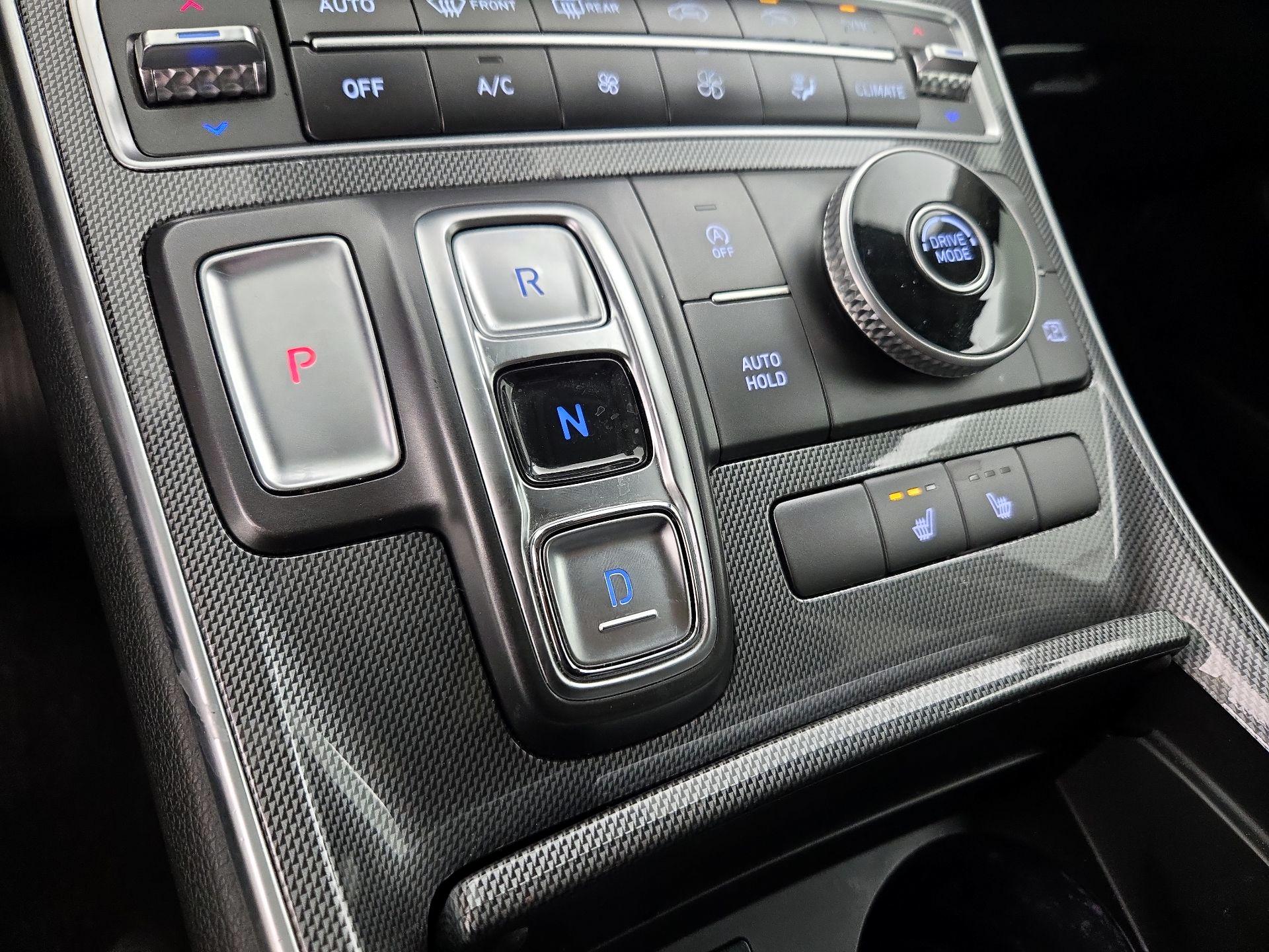 Thumbnail: 2023 Hyundai Santa Fe - 18