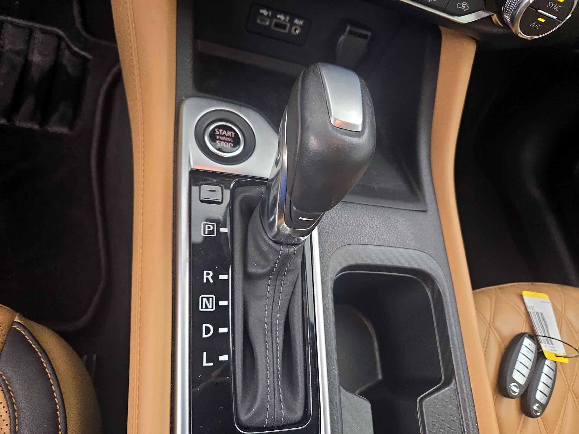 Thumbnail: 2023 Nissan Sentra - 17