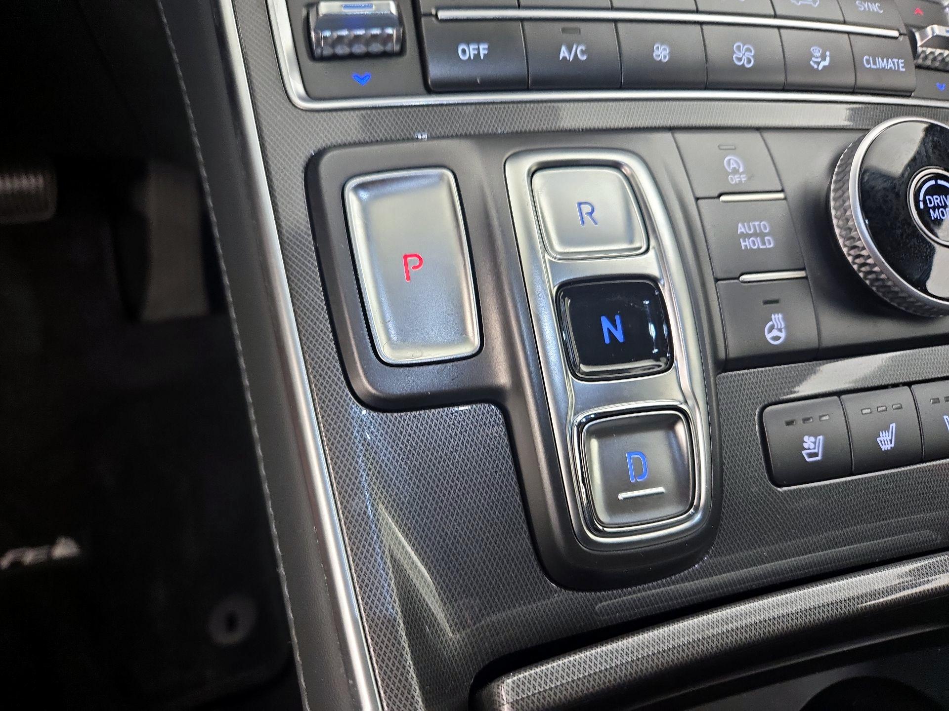 Thumbnail: 2023 Hyundai Santa Fe - 18