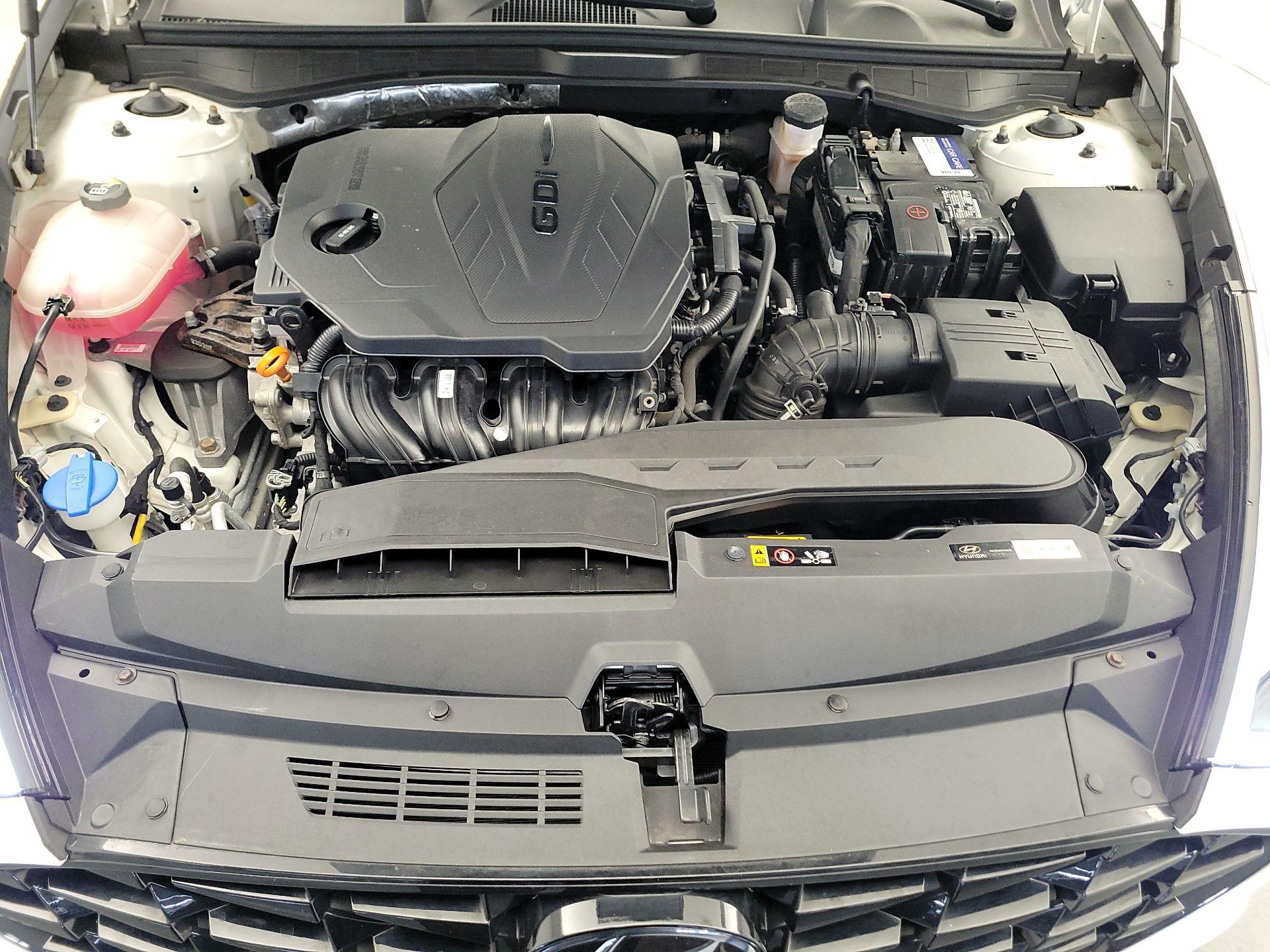 Thumbnail: 2022 Hyundai Sonata - 17