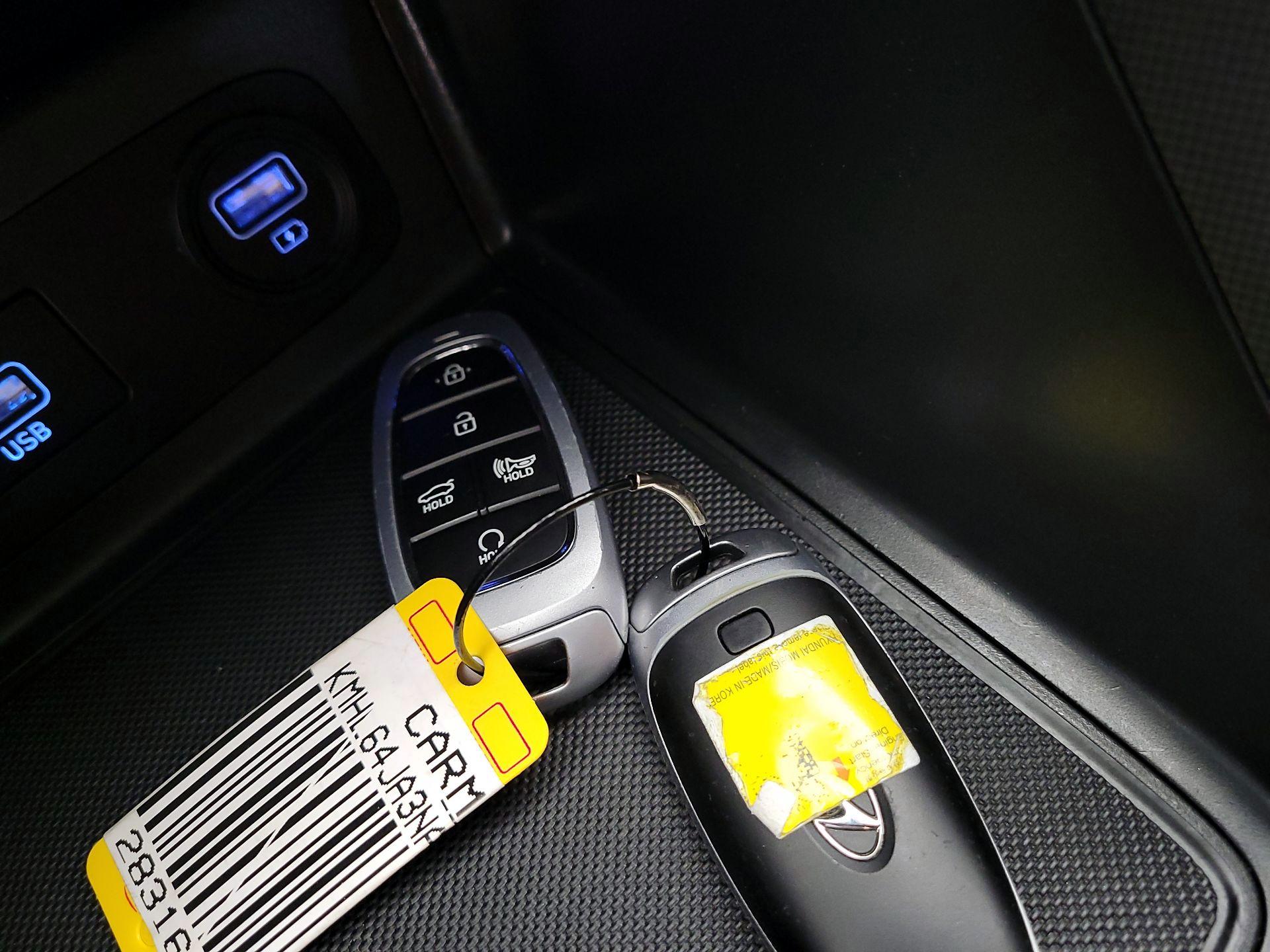 Thumbnail: 2022 Hyundai Sonata - 18