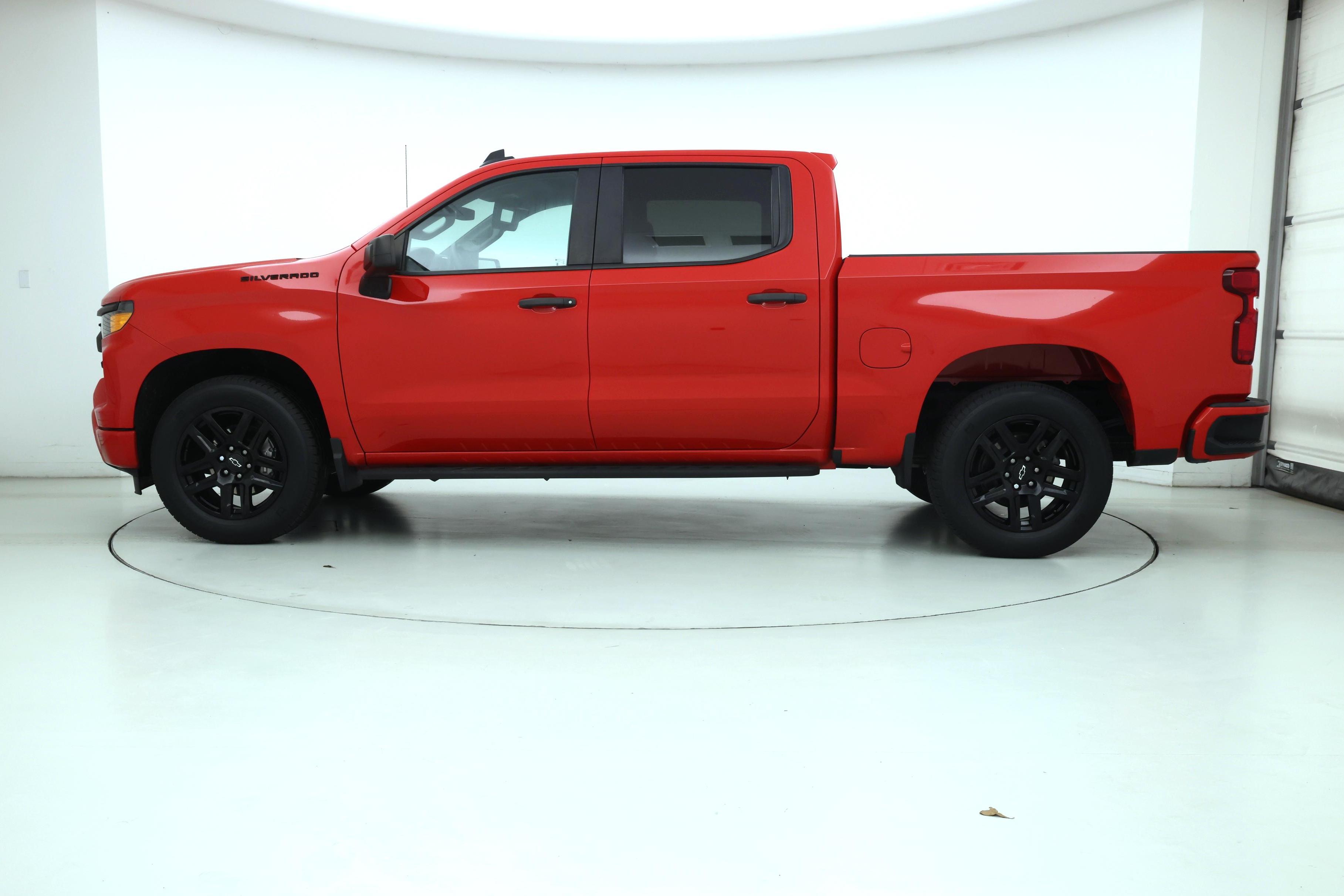 Thumbnail: 2022 Chevrolet Silverado 1500 - 3