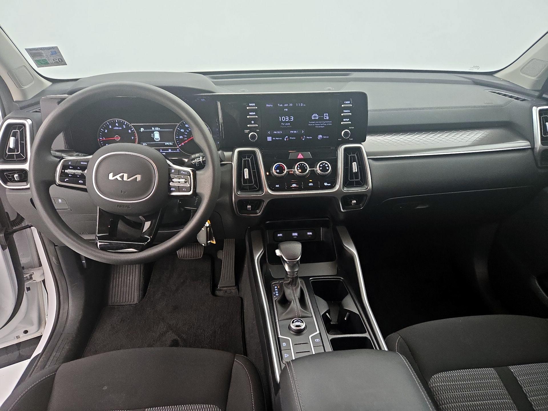 Thumbnail: 2023 Kia Sorento - 9