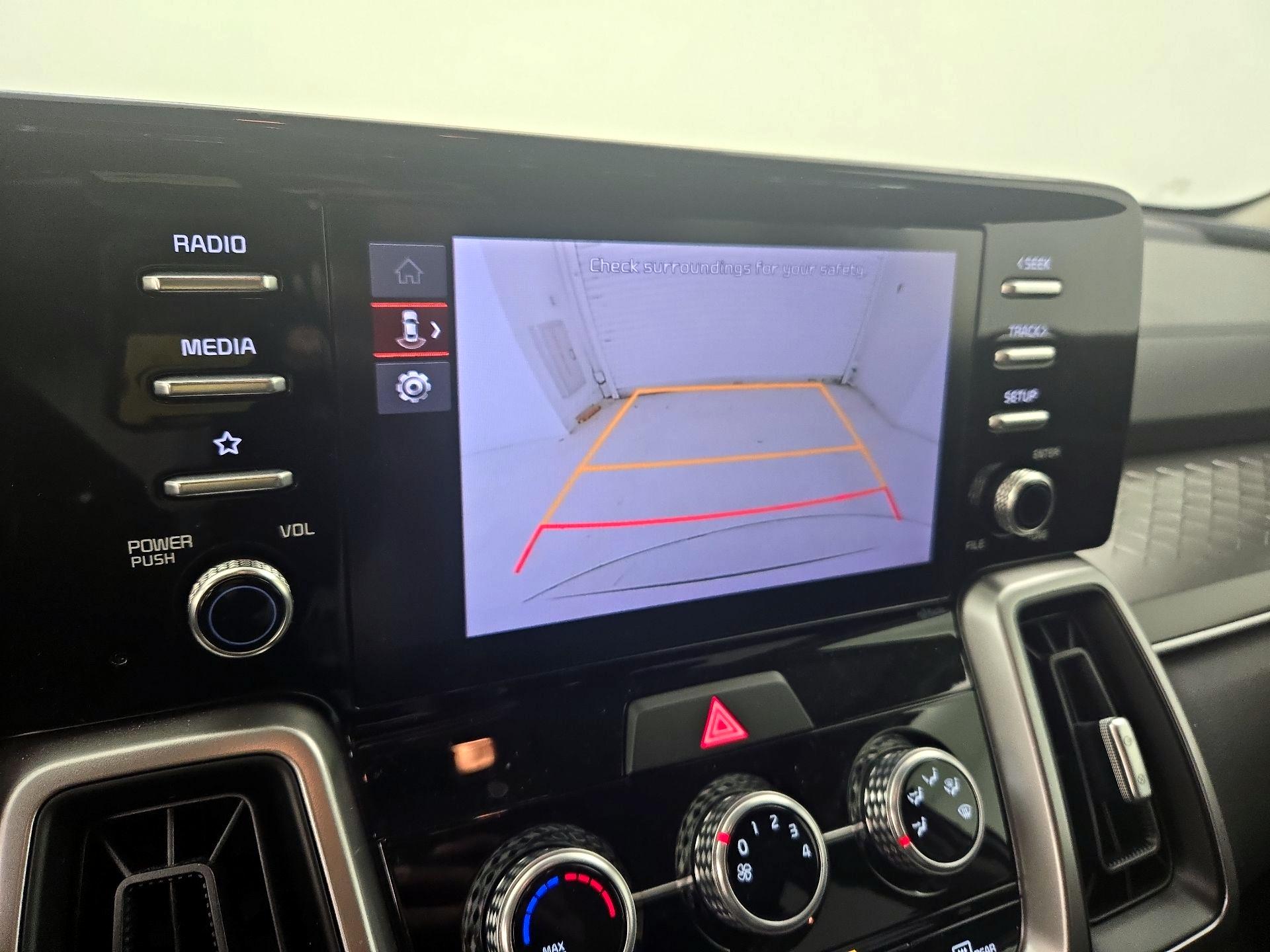 Thumbnail: 2023 Kia Sorento - 14