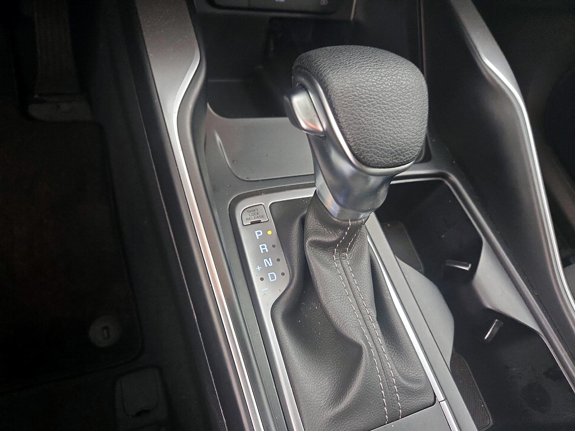 Thumbnail: 2023 Kia Sorento - 17