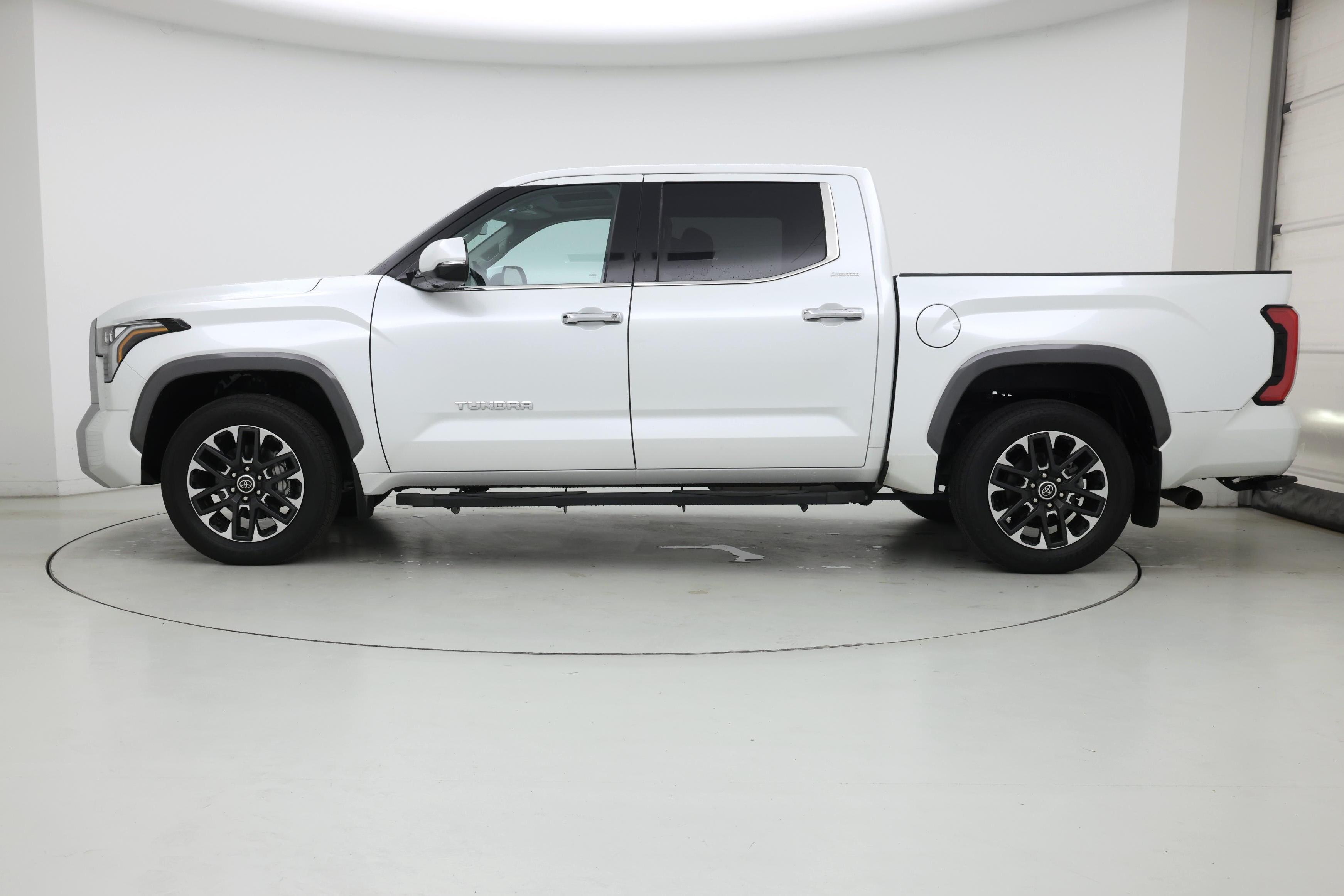 Thumbnail: 2023 Toyota Tundra - 3