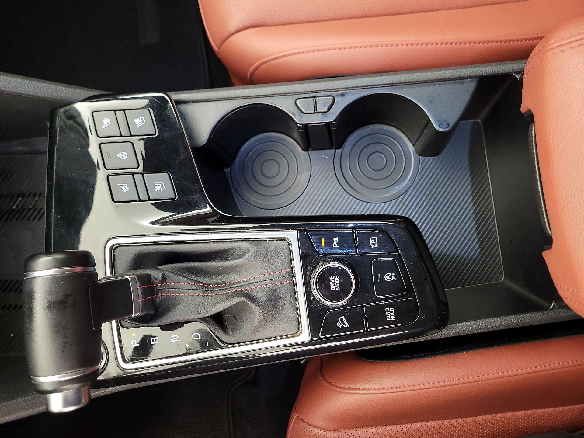 Thumbnail: 2023 Kia Sportage - 17