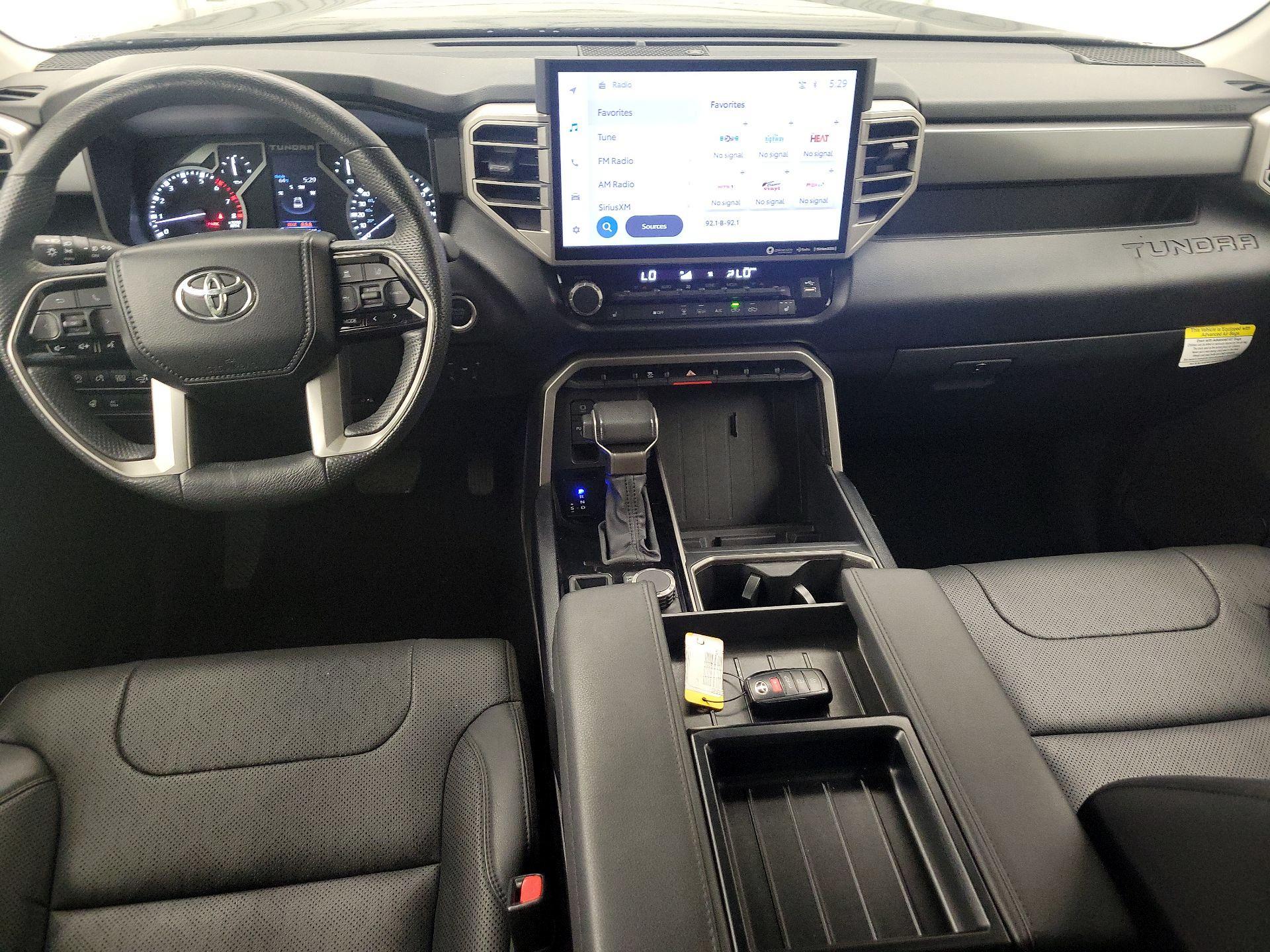 Thumbnail: 2024 Toyota Tundra - 9