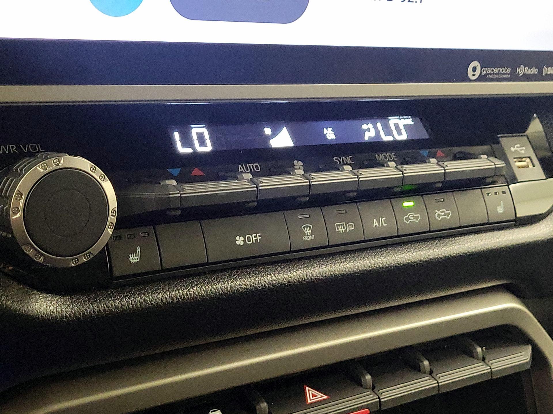 Thumbnail: 2024 Toyota Tundra - 16