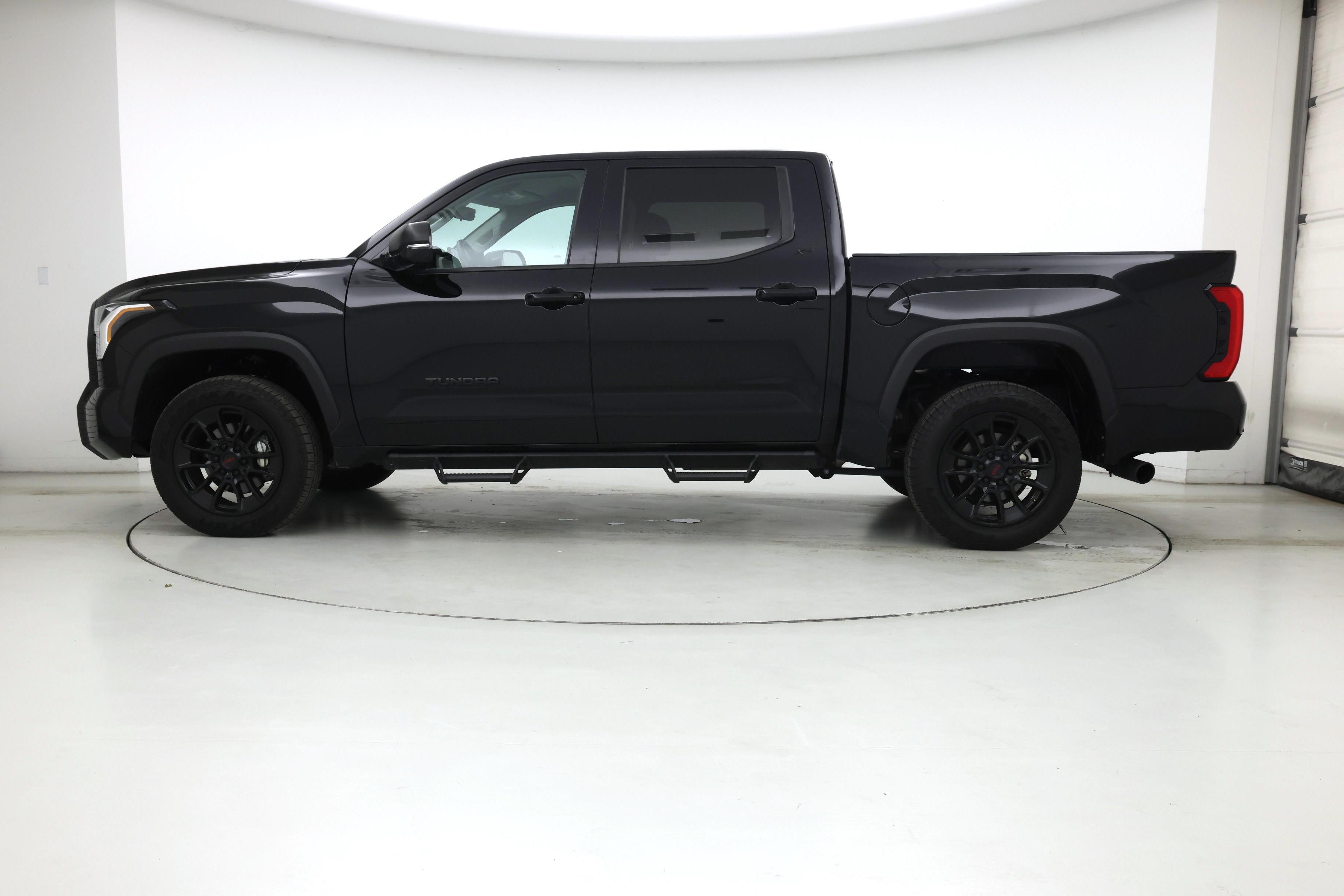 Thumbnail: 2024 Toyota Tundra - 3