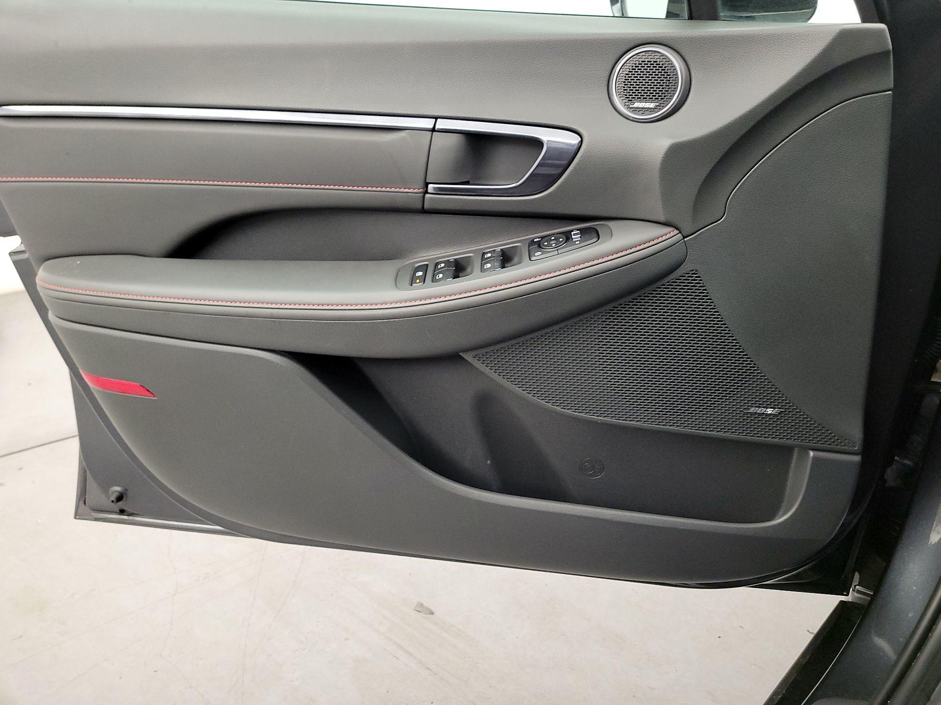 Thumbnail: 2023 Hyundai Sonata - 12