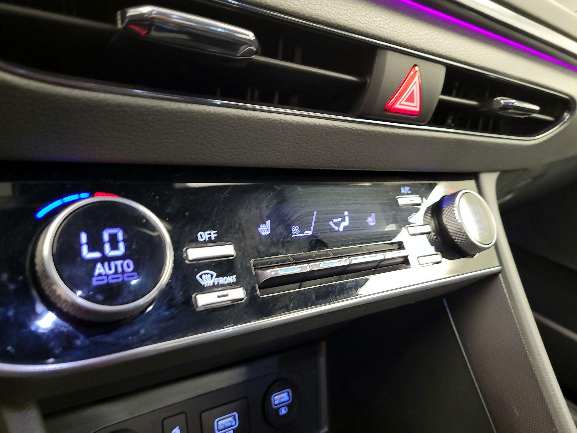 Thumbnail: 2023 Hyundai Sonata - 16