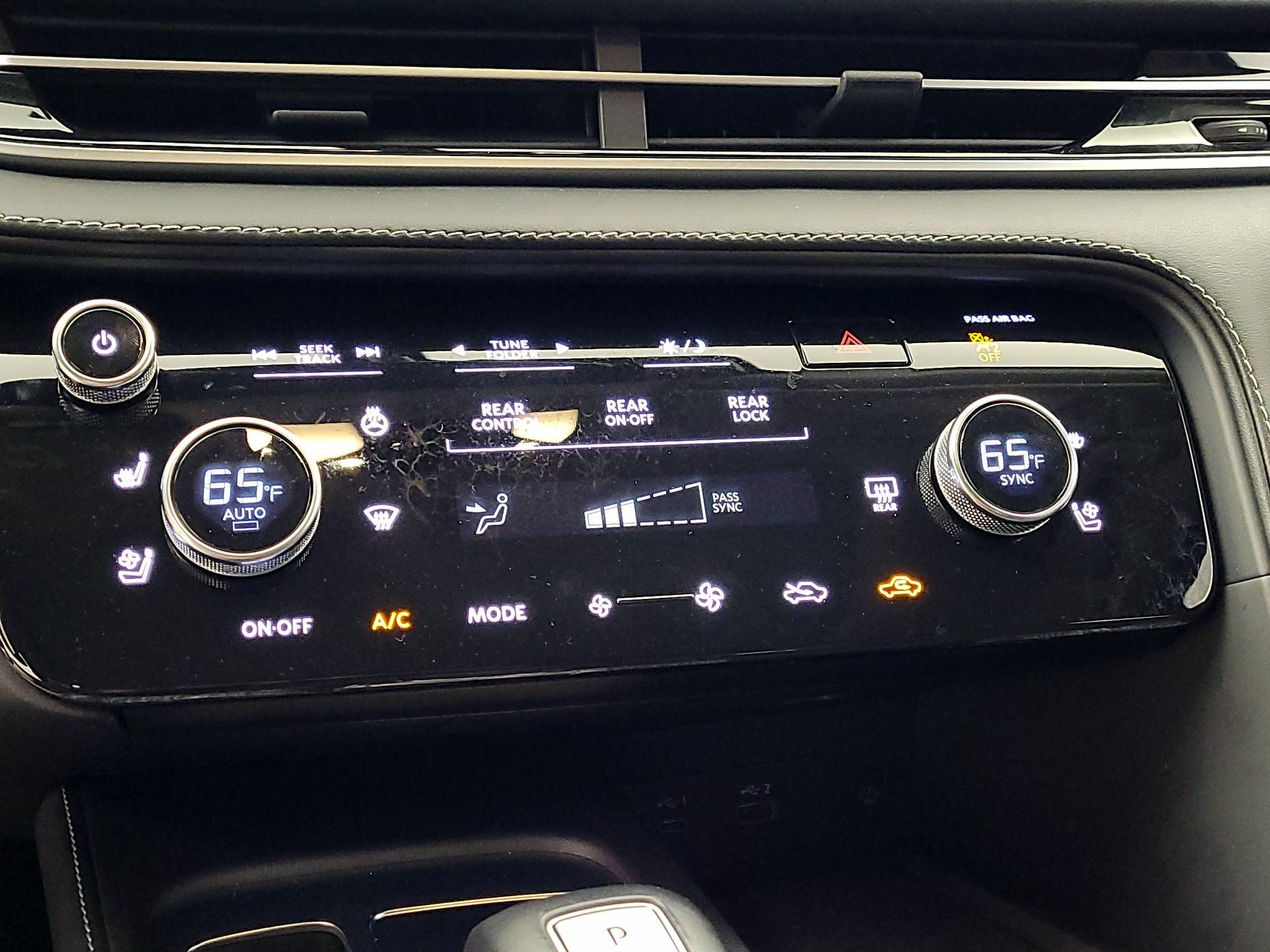 Thumbnail: 2023 INFINITI QX60 - 16