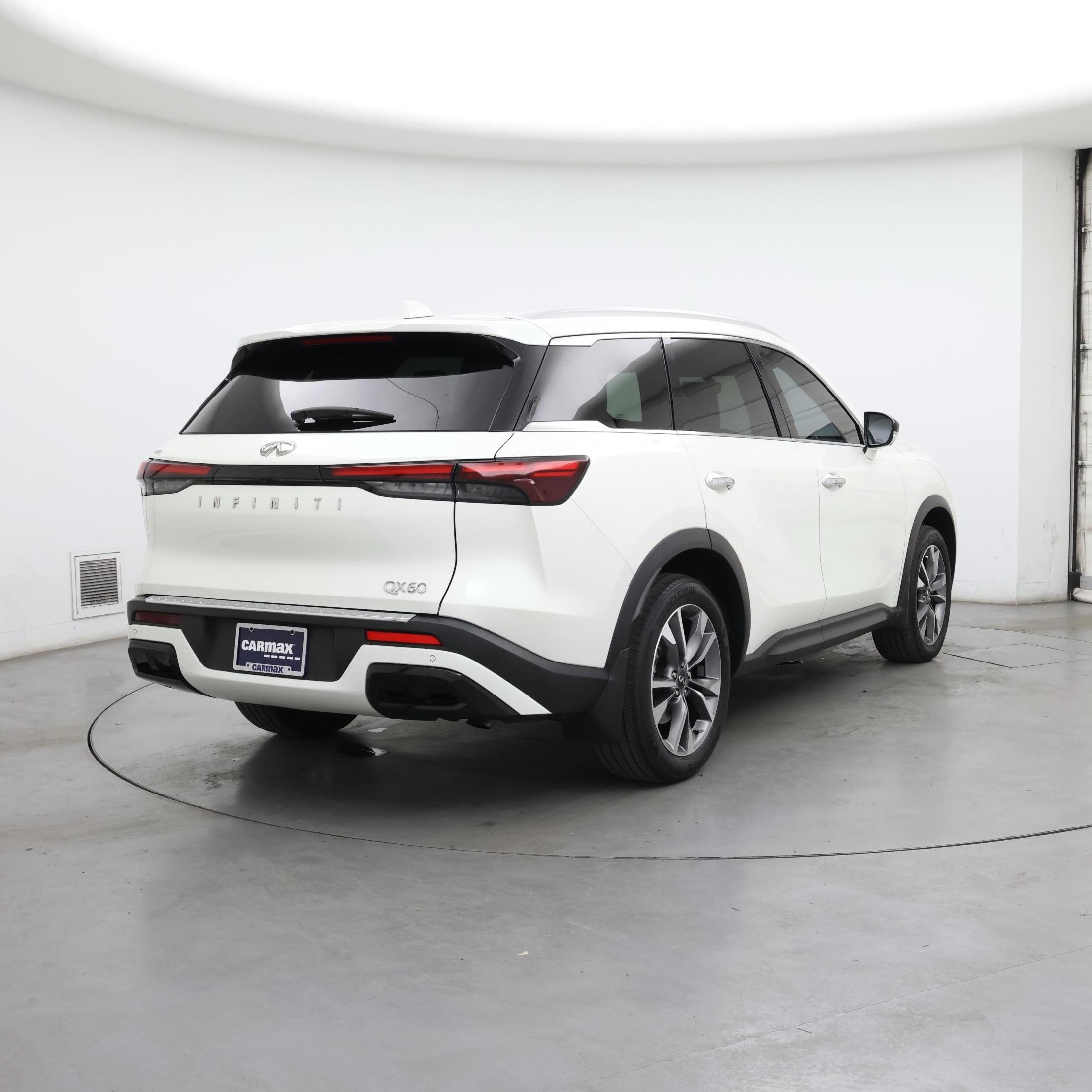 Thumbnail: 2023 INFINITI QX60 - 8