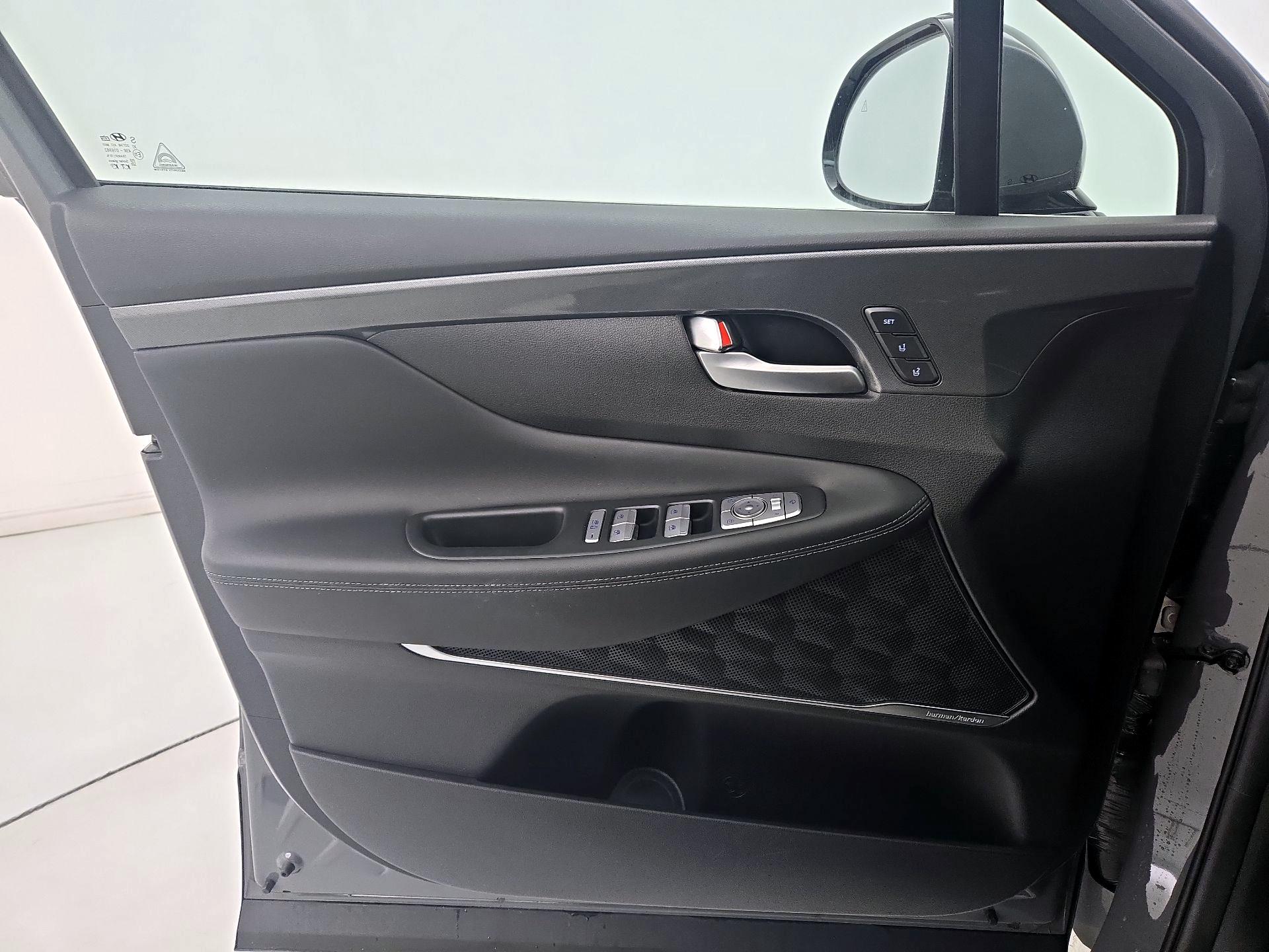 Thumbnail: 2023 Hyundai Santa Fe - 12