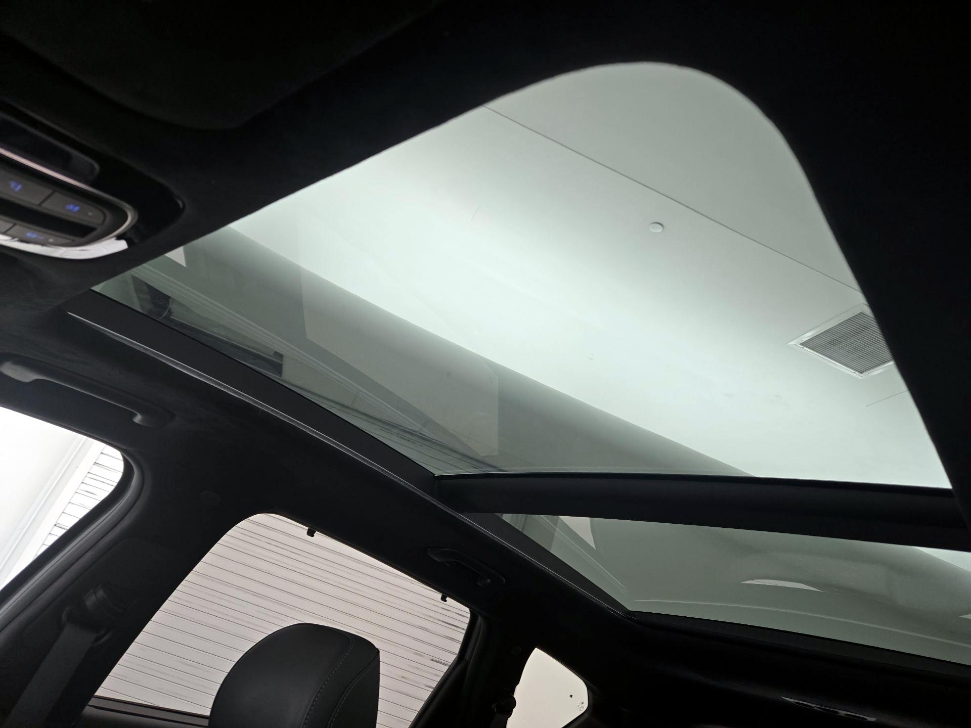 Thumbnail: 2023 Hyundai Santa Fe - 20