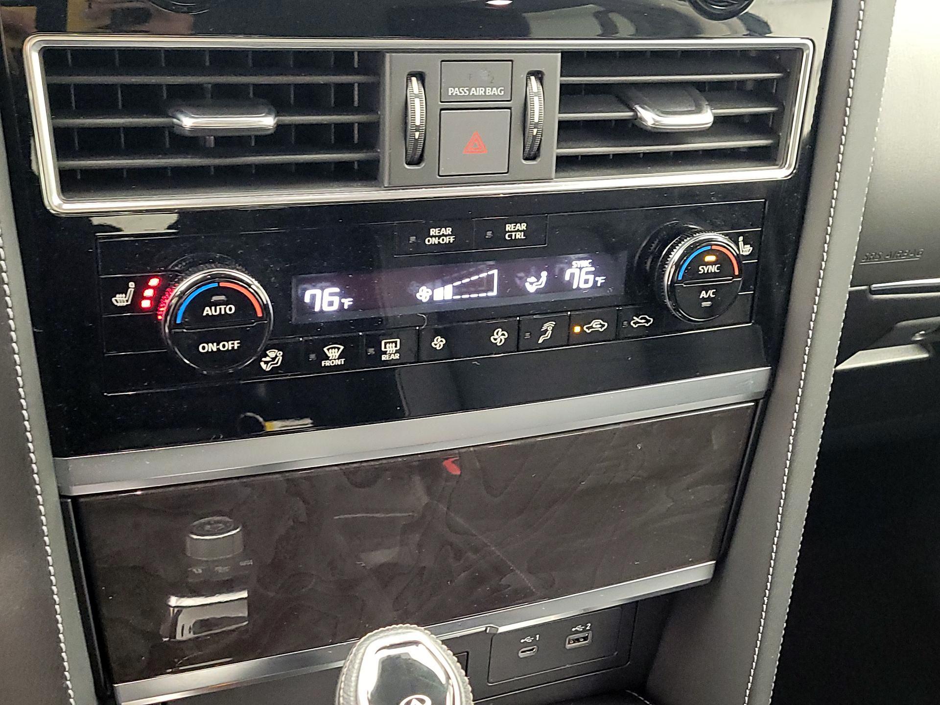 Thumbnail: 2024 INFINITI QX80 - 16