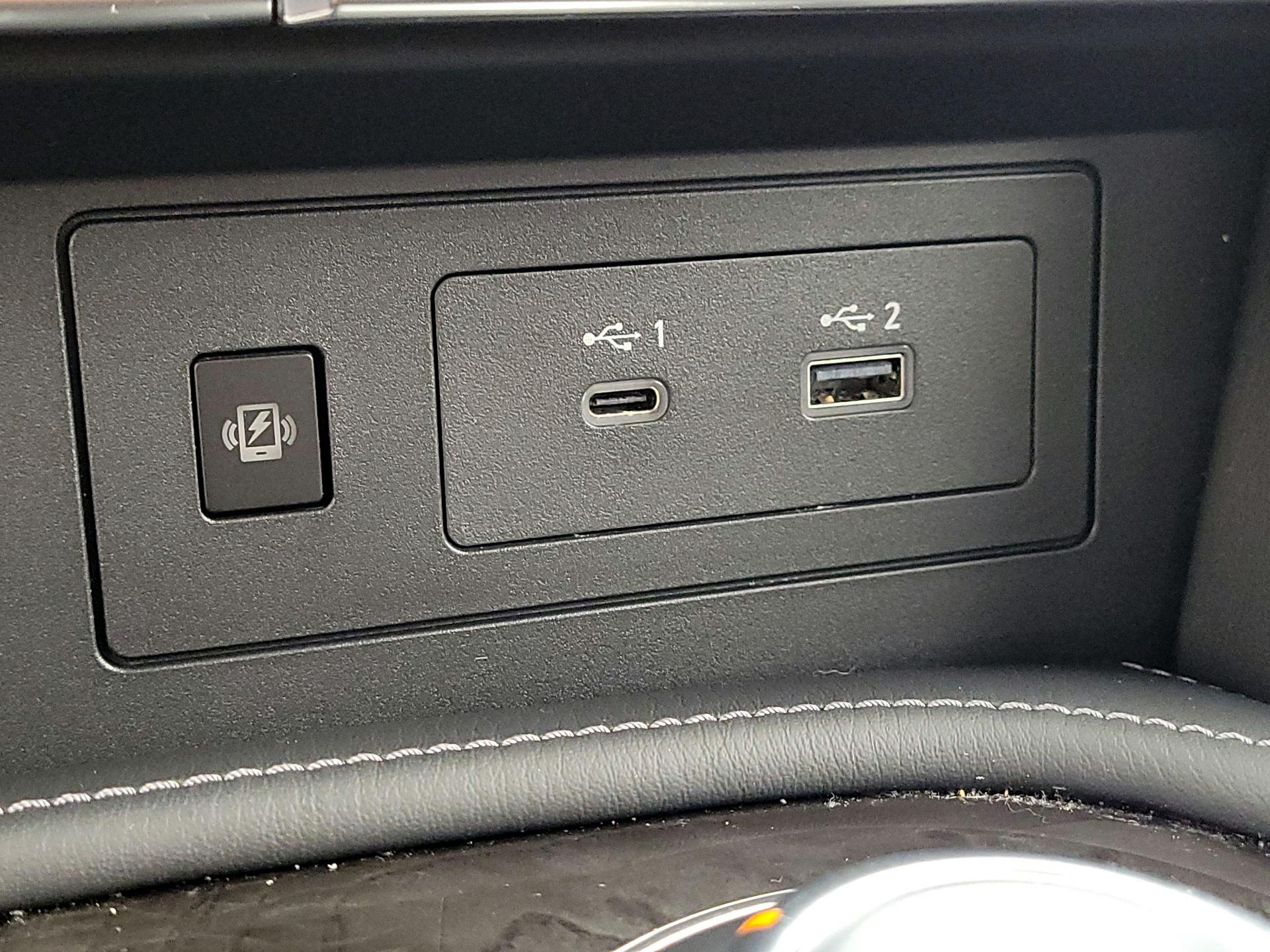 Thumbnail: 2024 INFINITI QX80 - 18