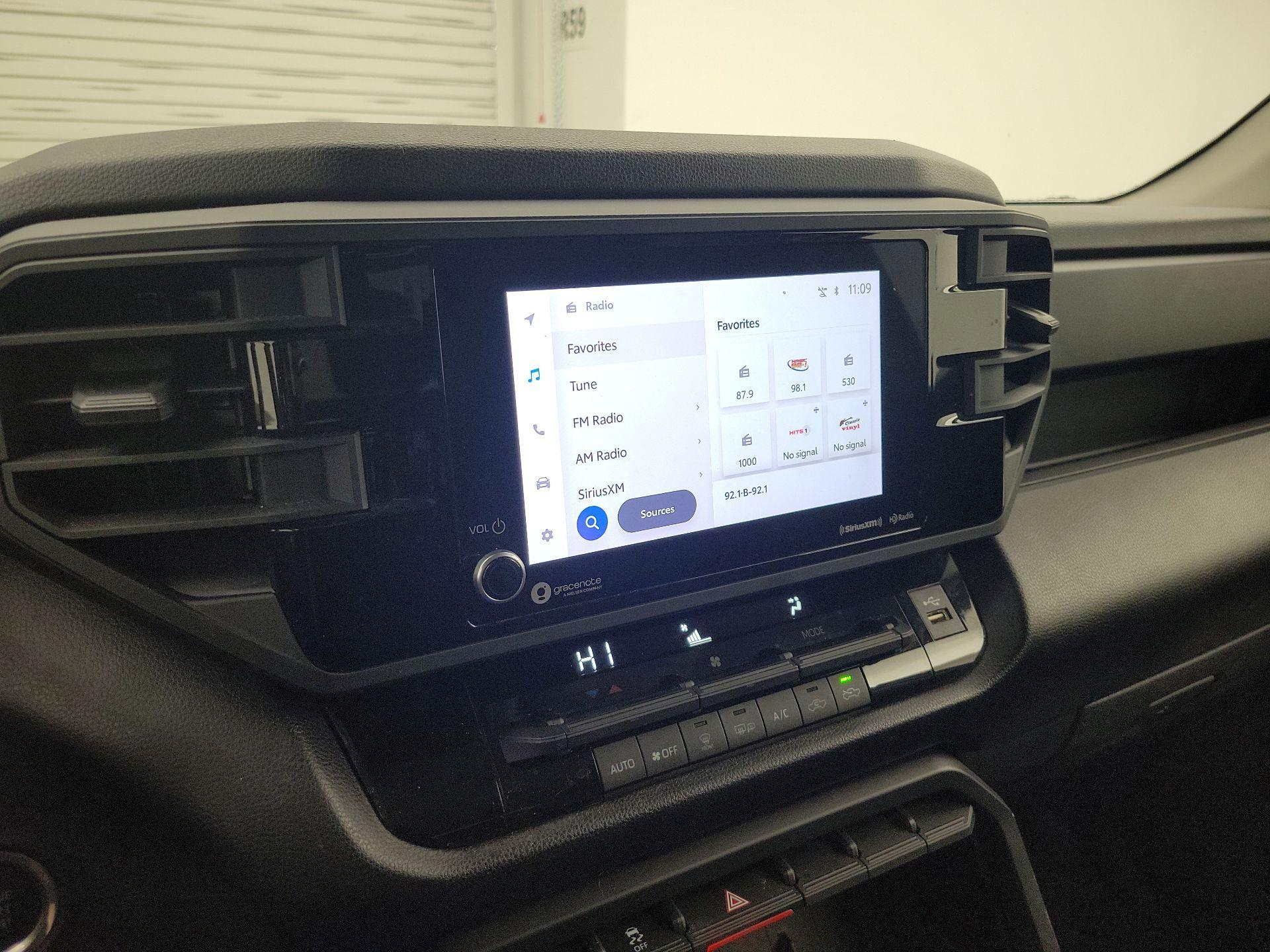 Thumbnail: 2022 Toyota Tundra - 15