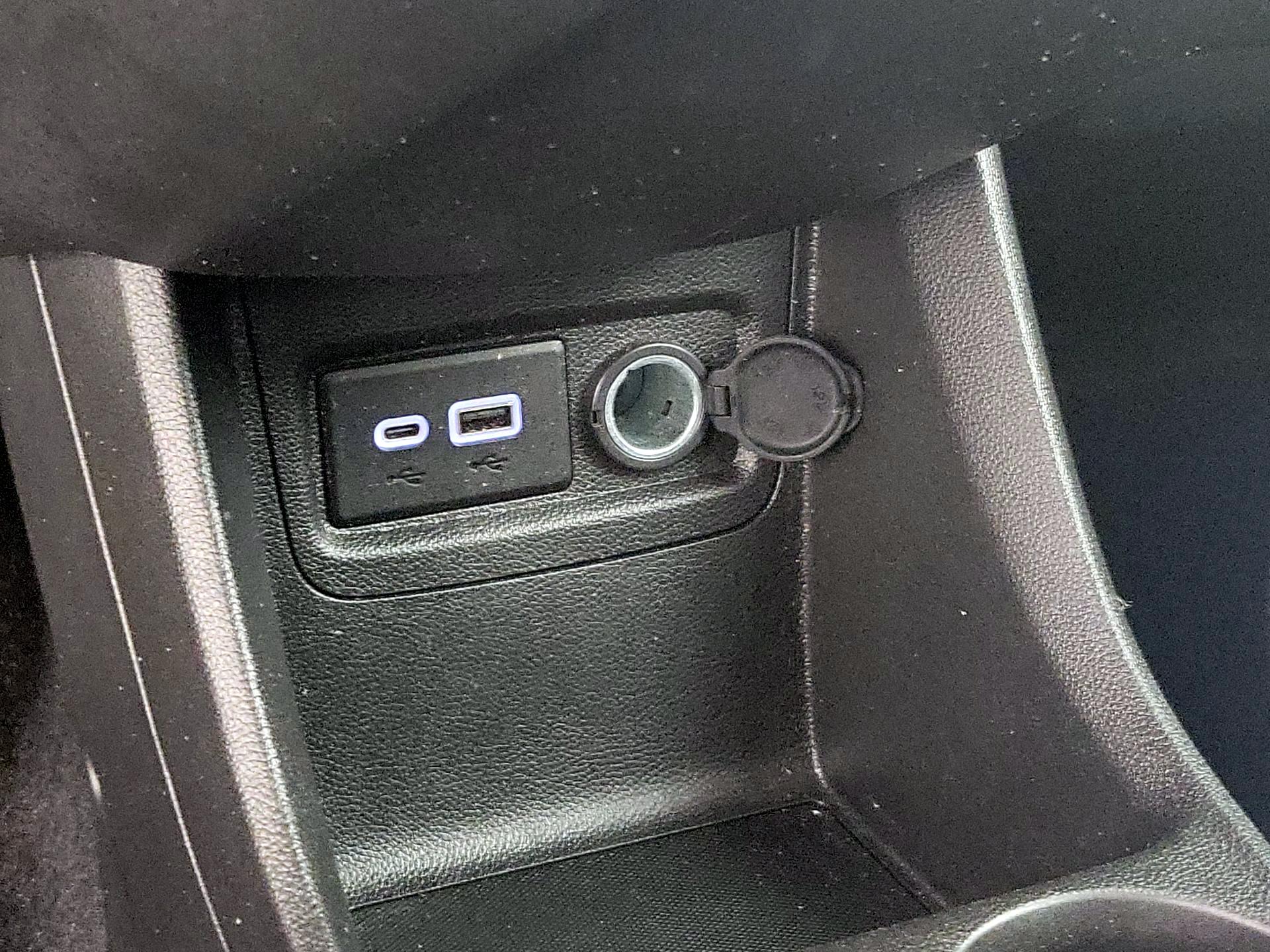 Thumbnail: 2022 Chevrolet Spark - 18