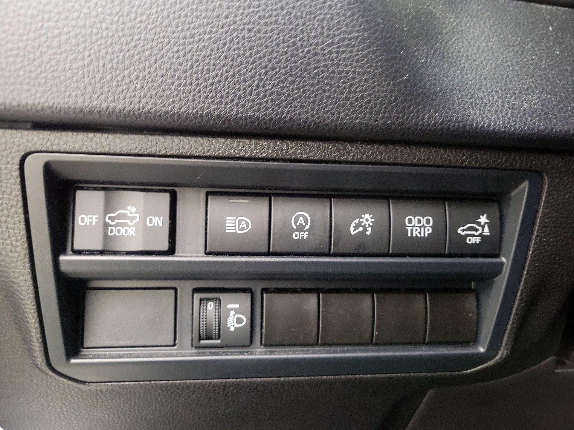 Thumbnail: 2024 Toyota Tundra - 13