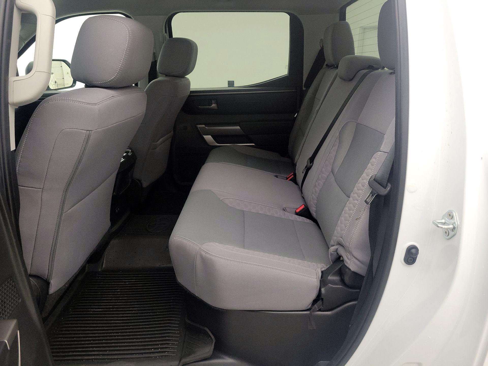 Thumbnail: 2024 Toyota Tundra - 19