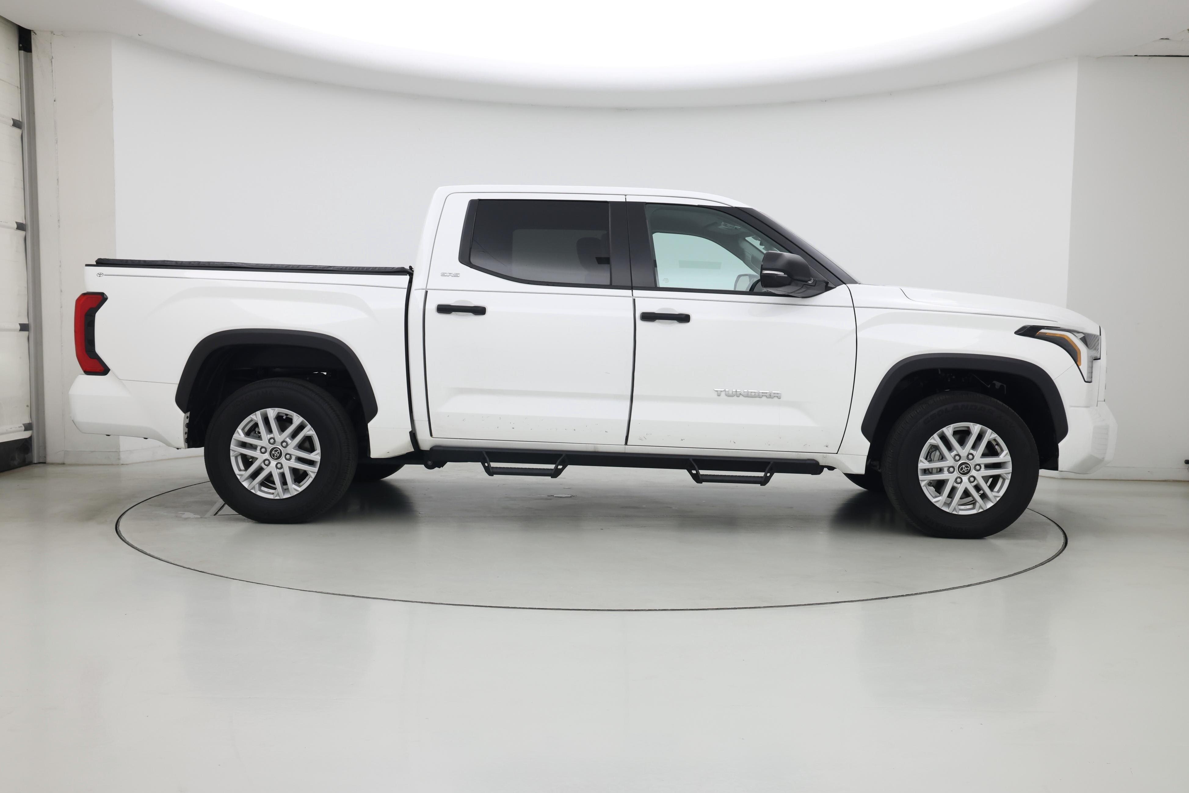 Thumbnail: 2024 Toyota Tundra - 7