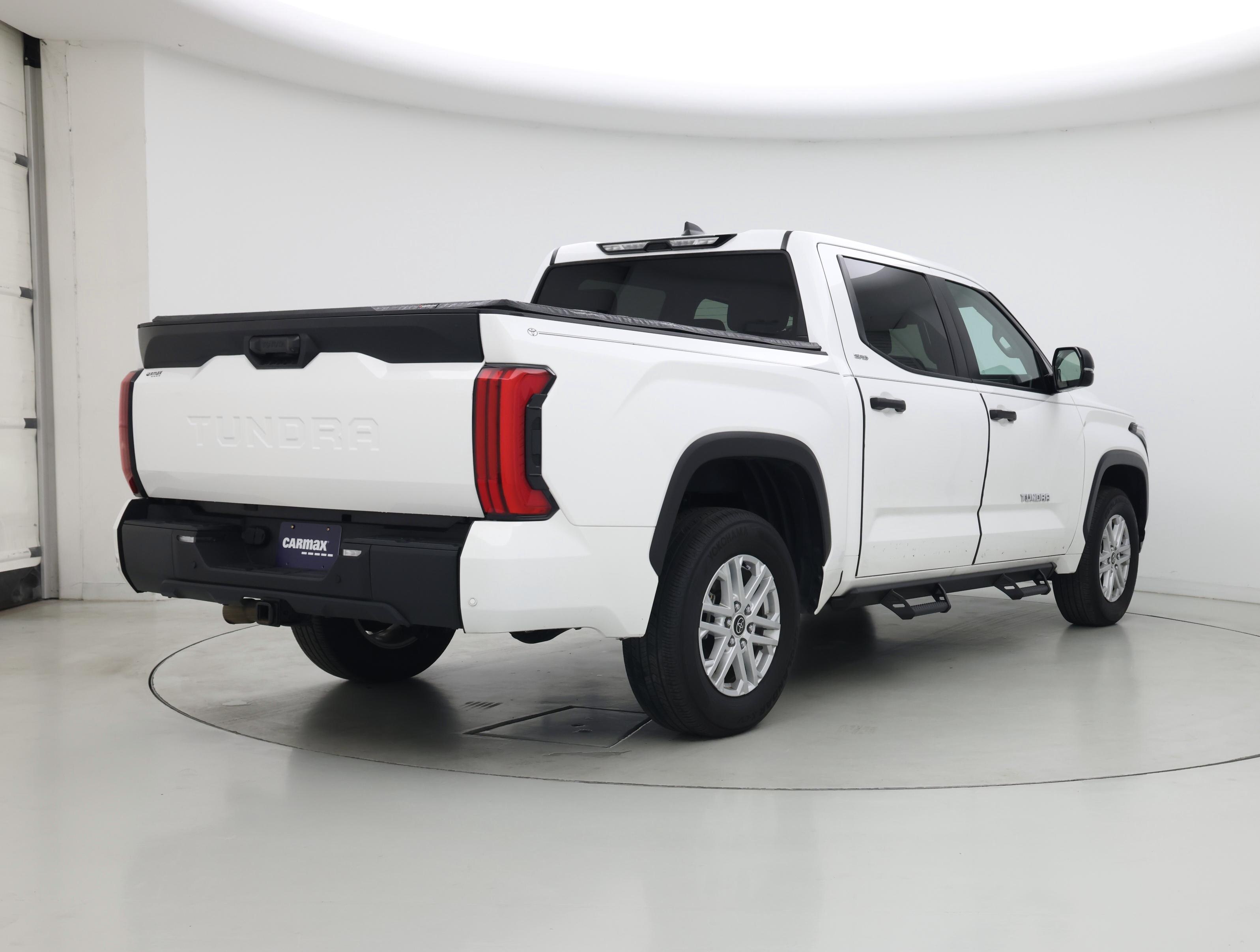 Thumbnail: 2024 Toyota Tundra - 8