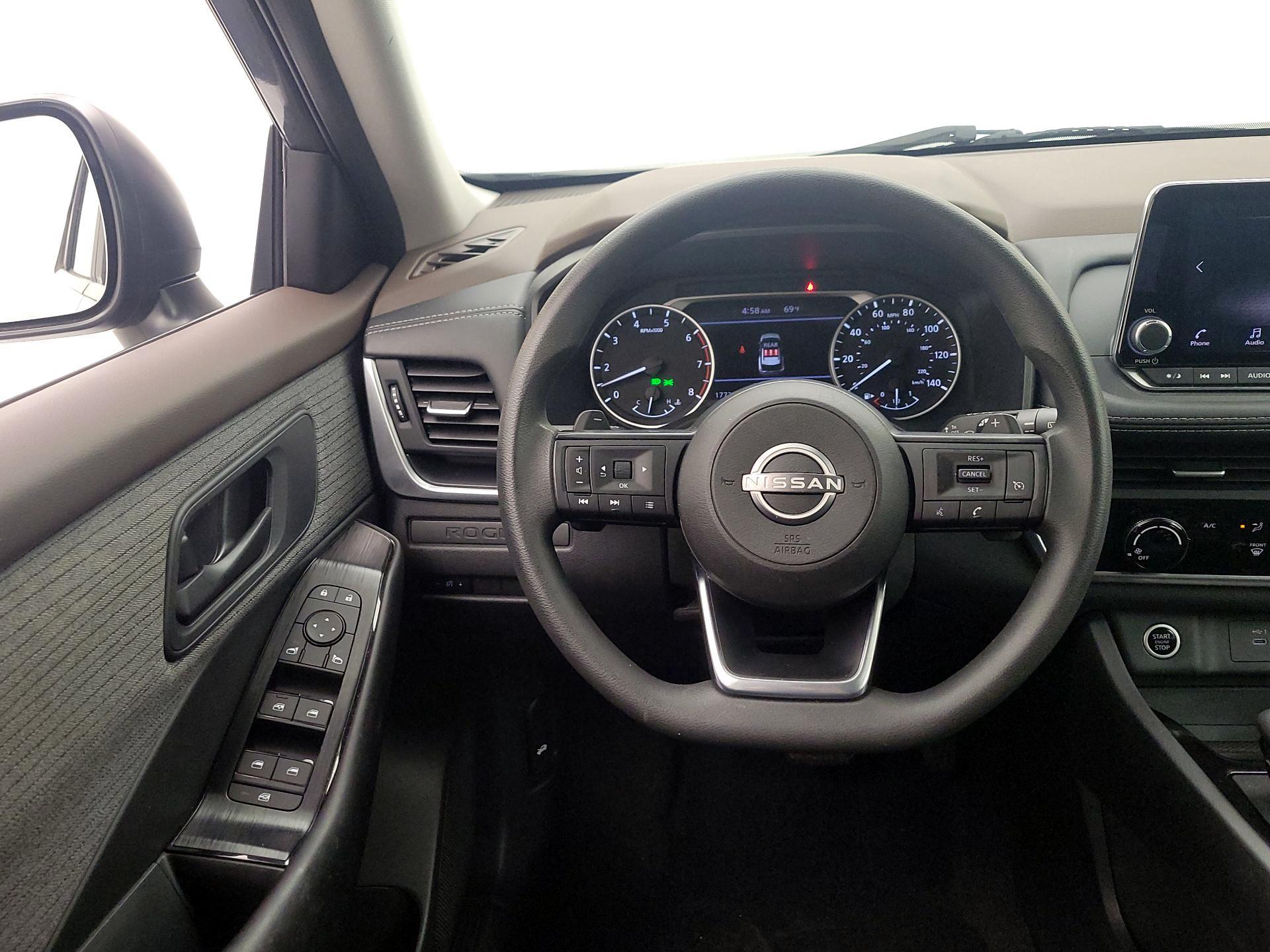 Thumbnail: 2023 Nissan Rogue - 10