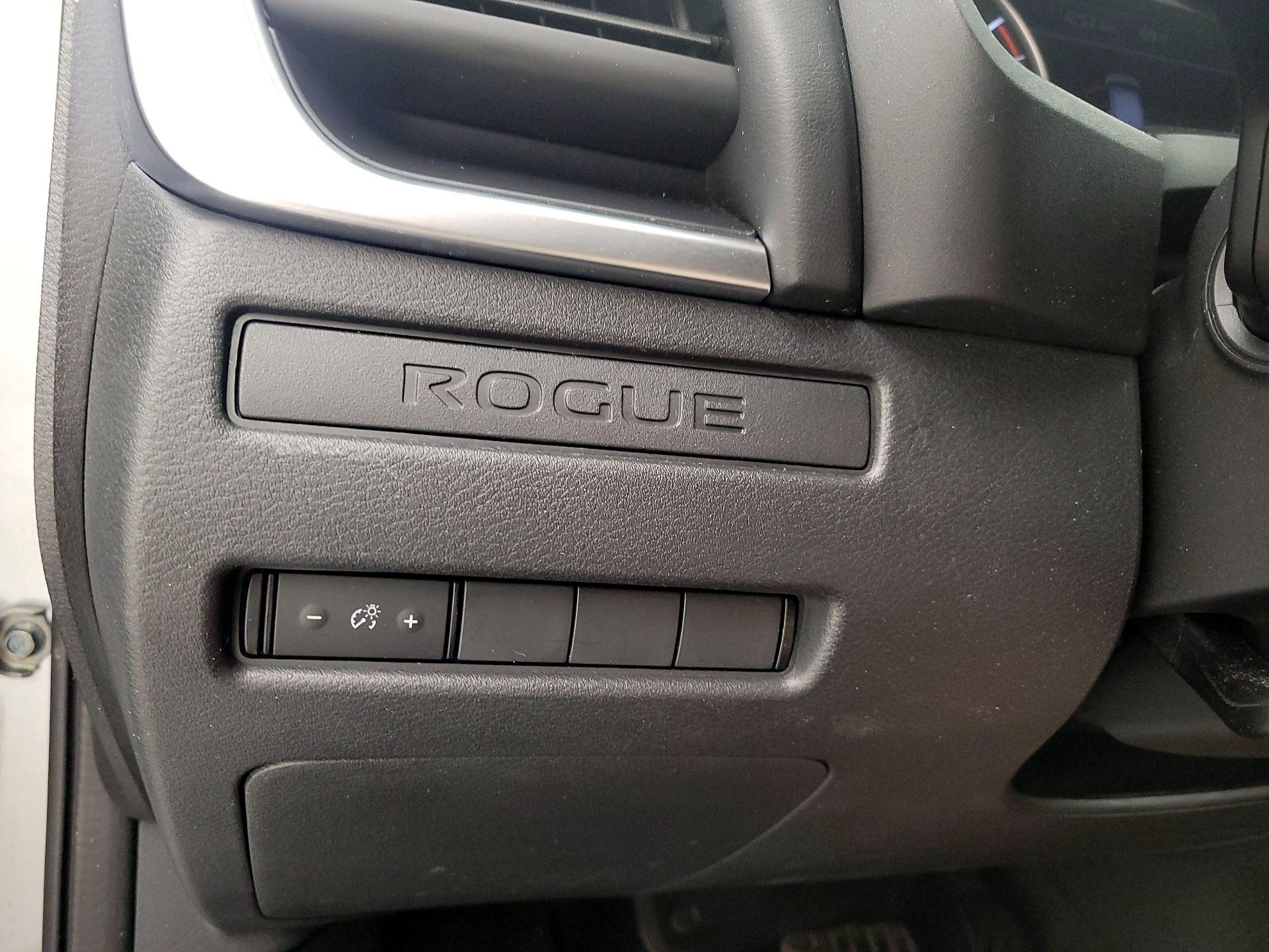 Thumbnail: 2023 Nissan Rogue - 13