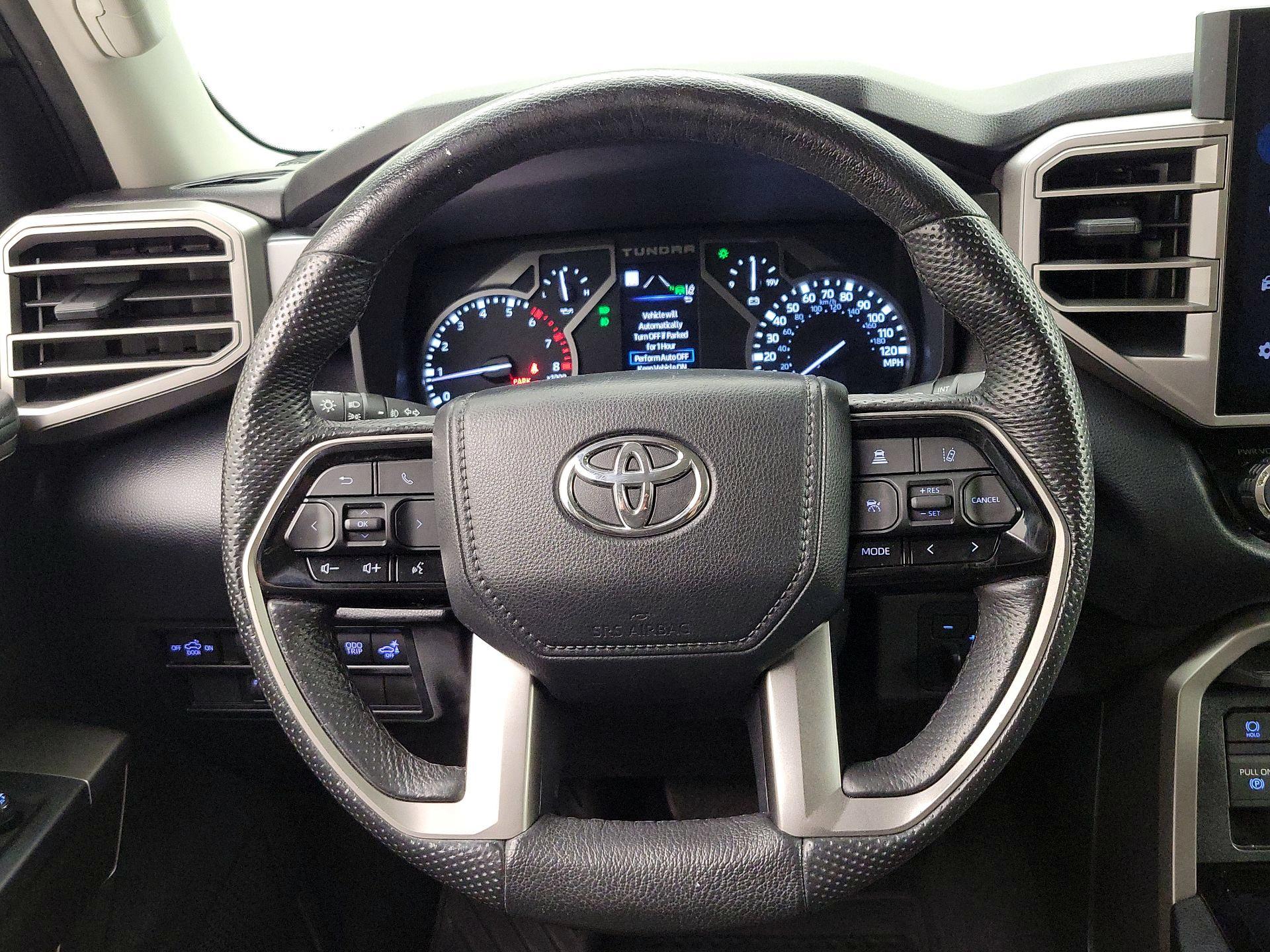 Thumbnail: 2024 Toyota Tundra - 10