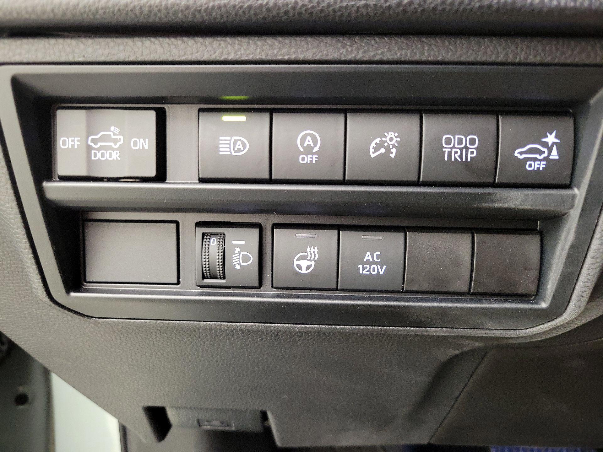 Thumbnail: 2024 Toyota Tundra - 13