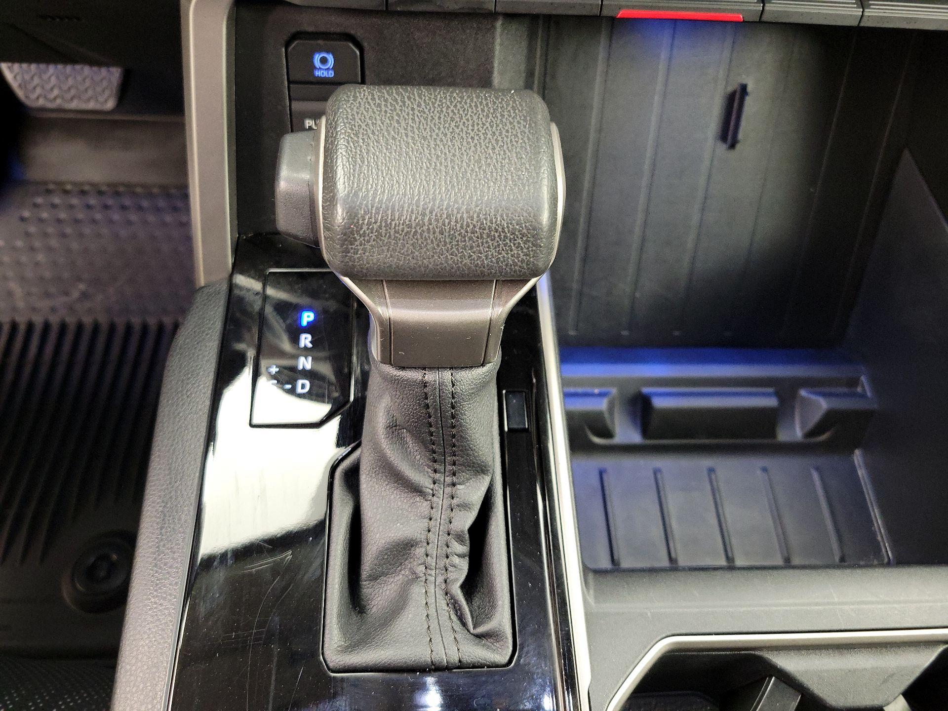 Thumbnail: 2024 Toyota Tundra - 17