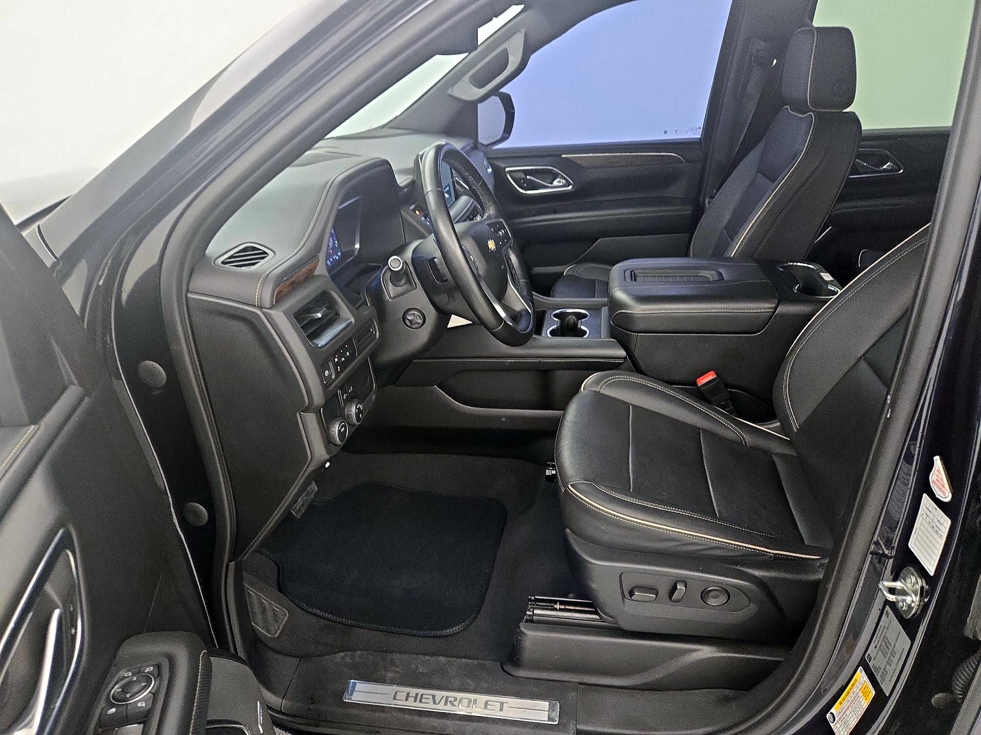 Thumbnail: 2023 Chevrolet Tahoe - 11