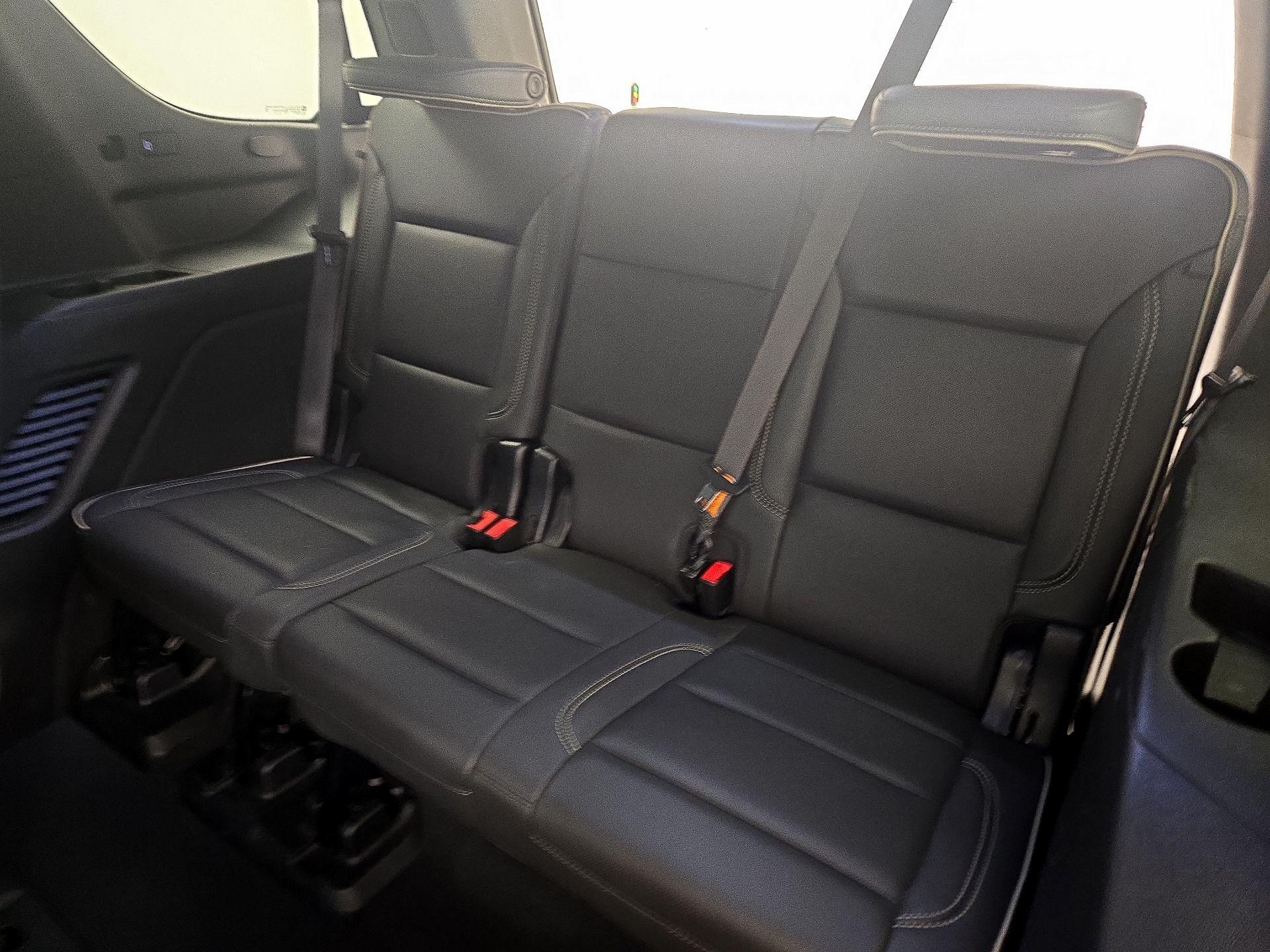 Thumbnail: 2023 Chevrolet Tahoe - 20